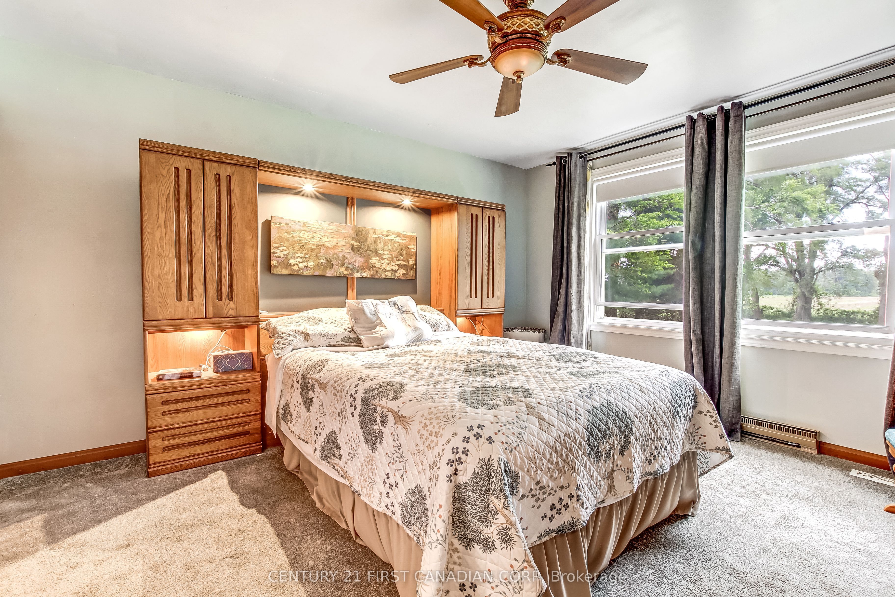 6892 Century Drive Property Photo 13