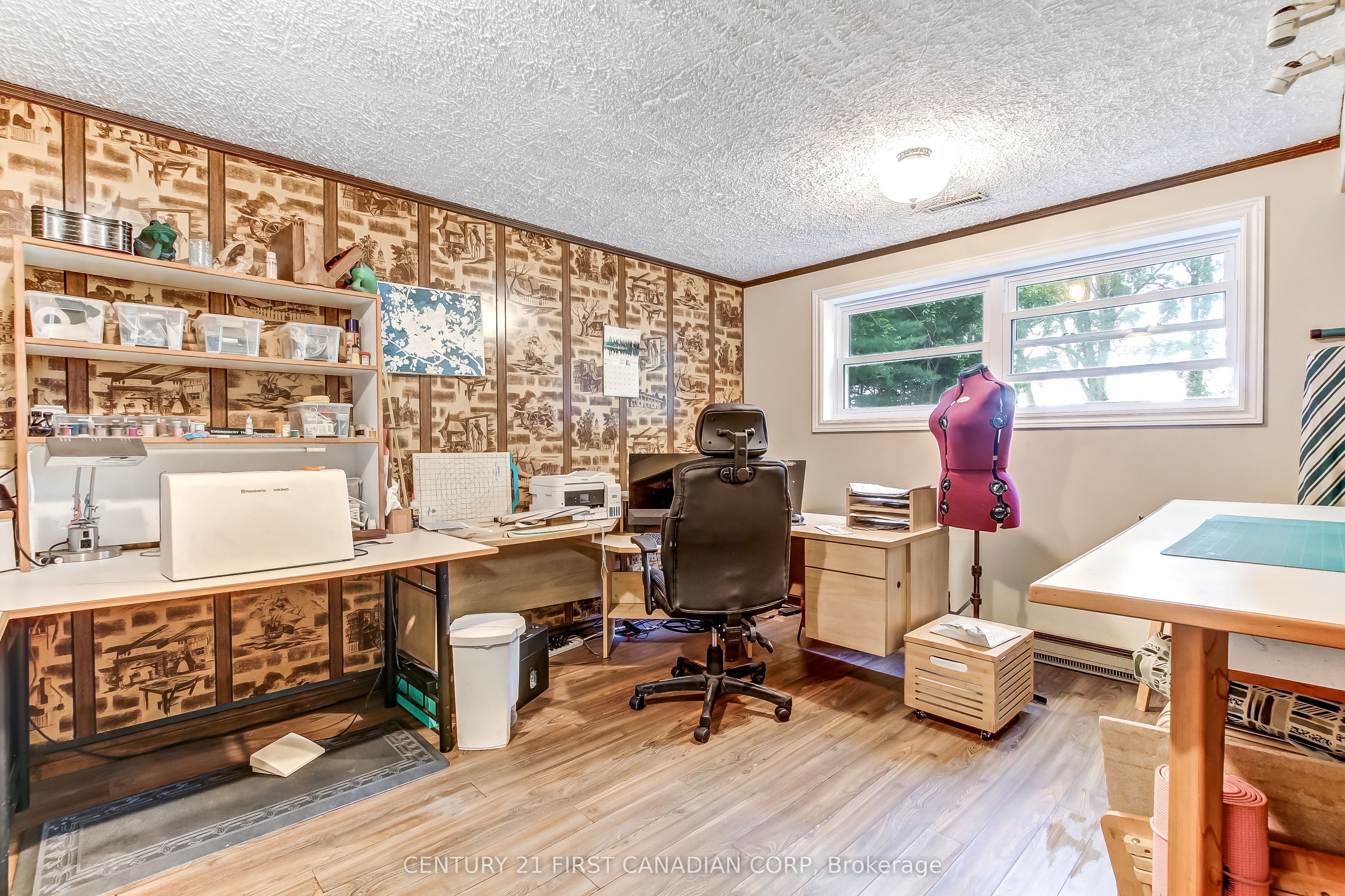 6892 Century Drive Property Photo 19