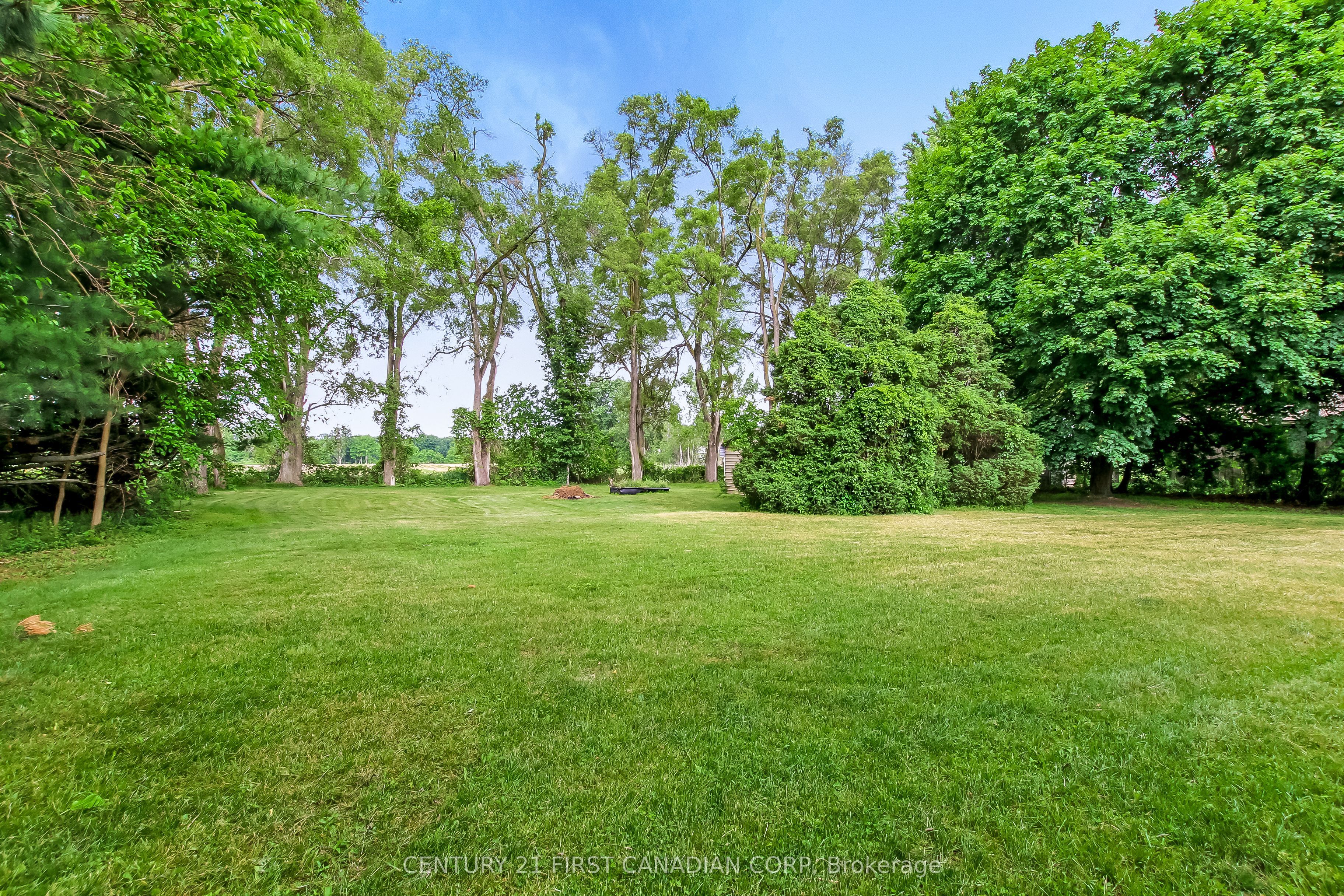 6892 Century Drive Property Photo 26