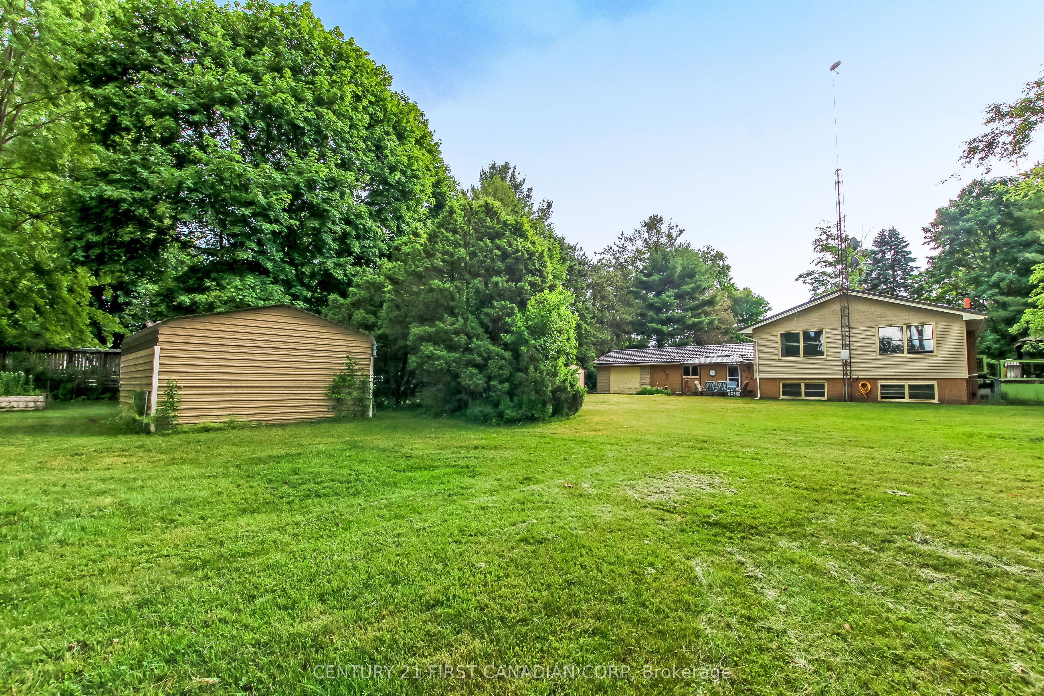 6892 Century Drive Property Photo 27