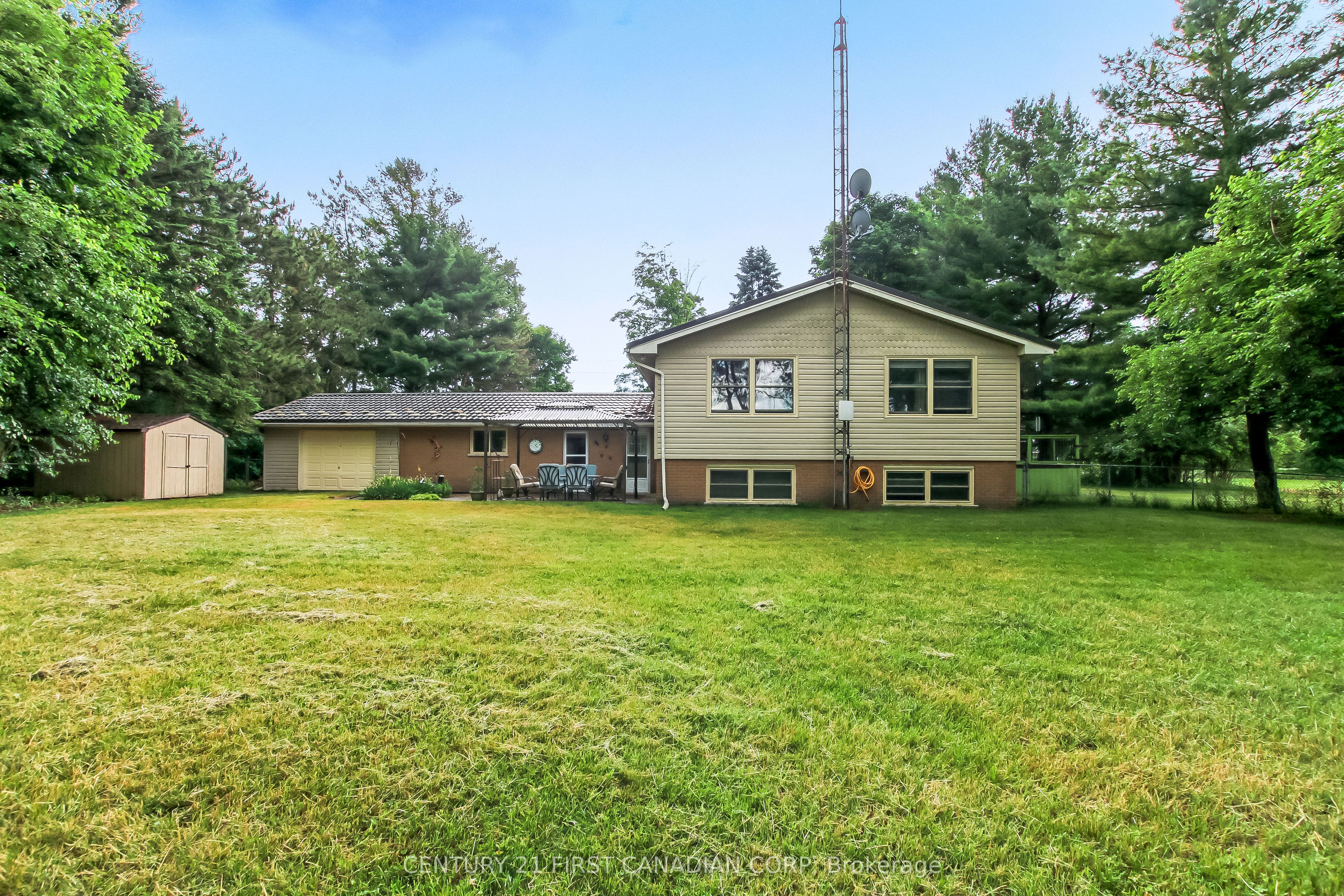 6892 Century Drive Property Photo 29