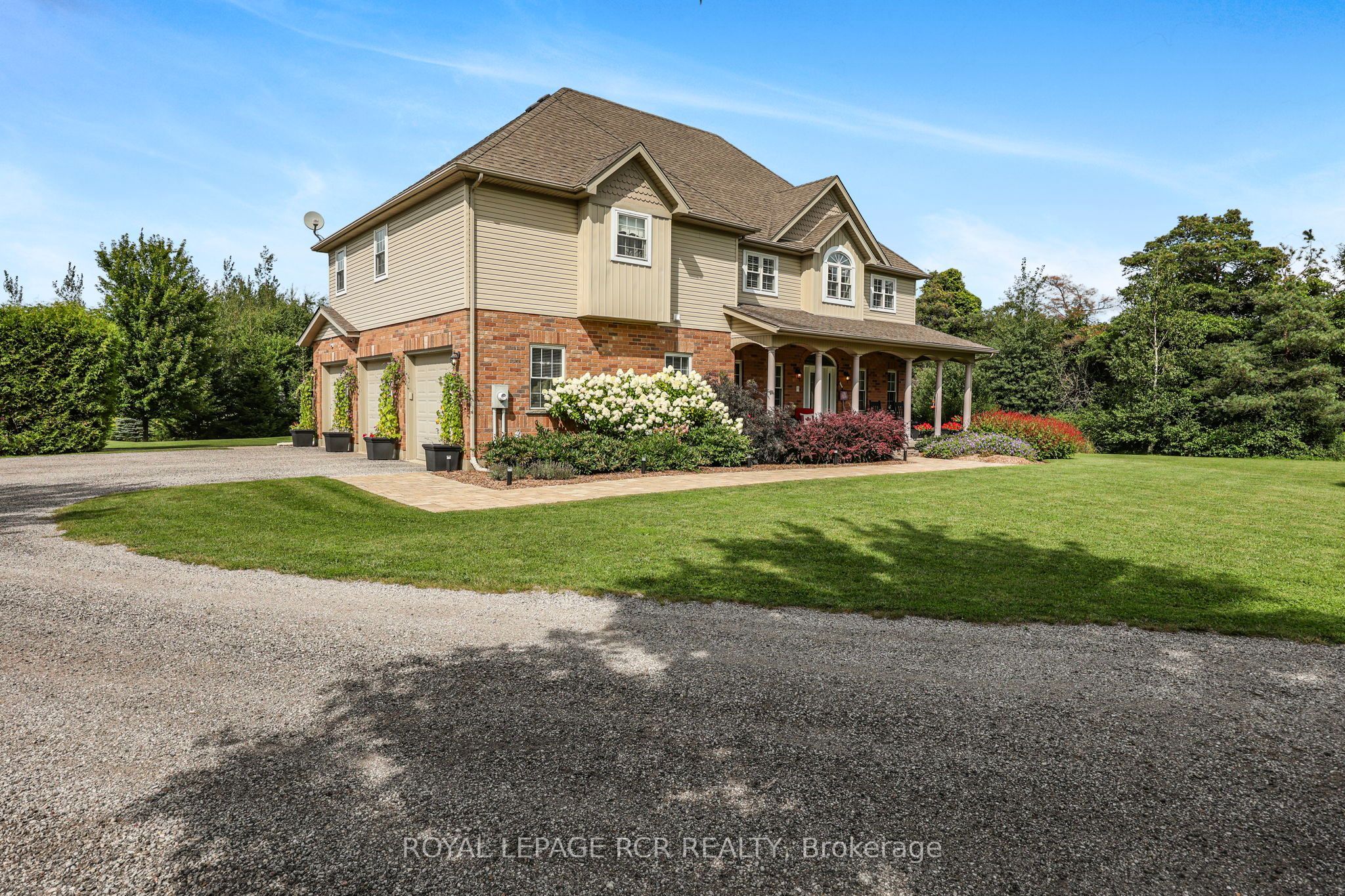 245319 5 Side Road Property Photo 3