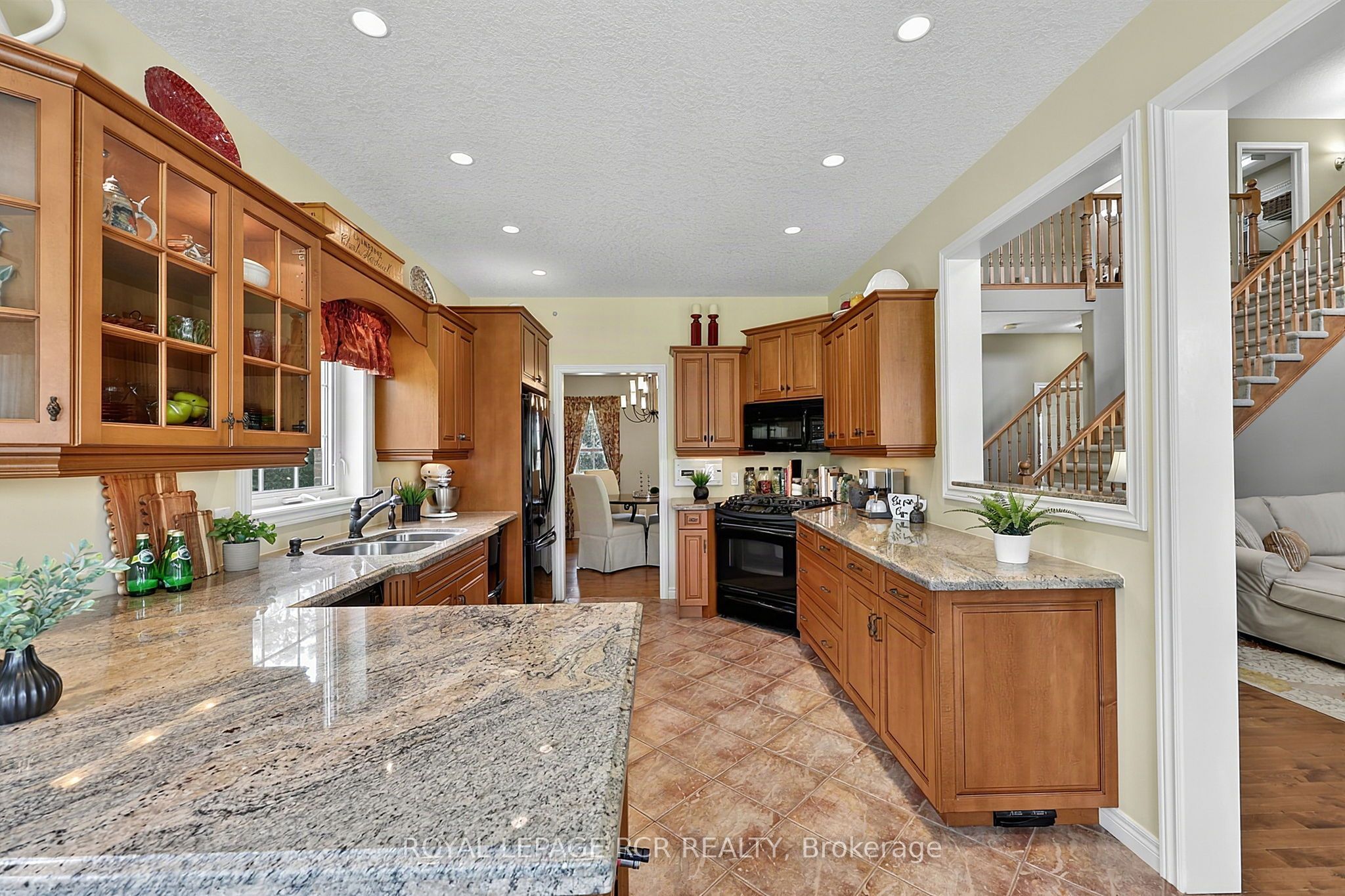 245319 5 Side Road Property Photo 9