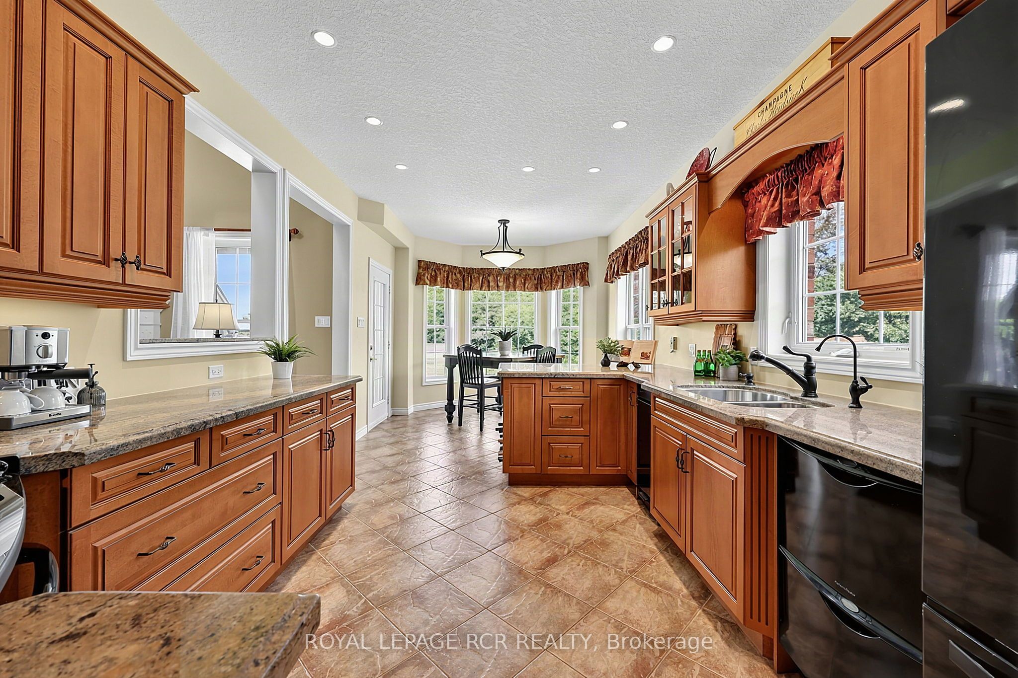 245319 5 Side Road Property Photo 13