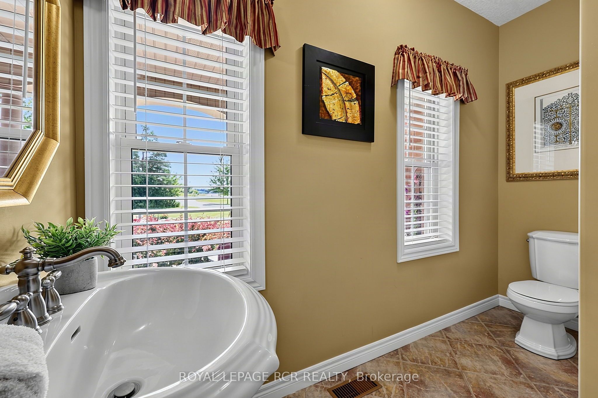 245319 5 Side Road Property Photo 31