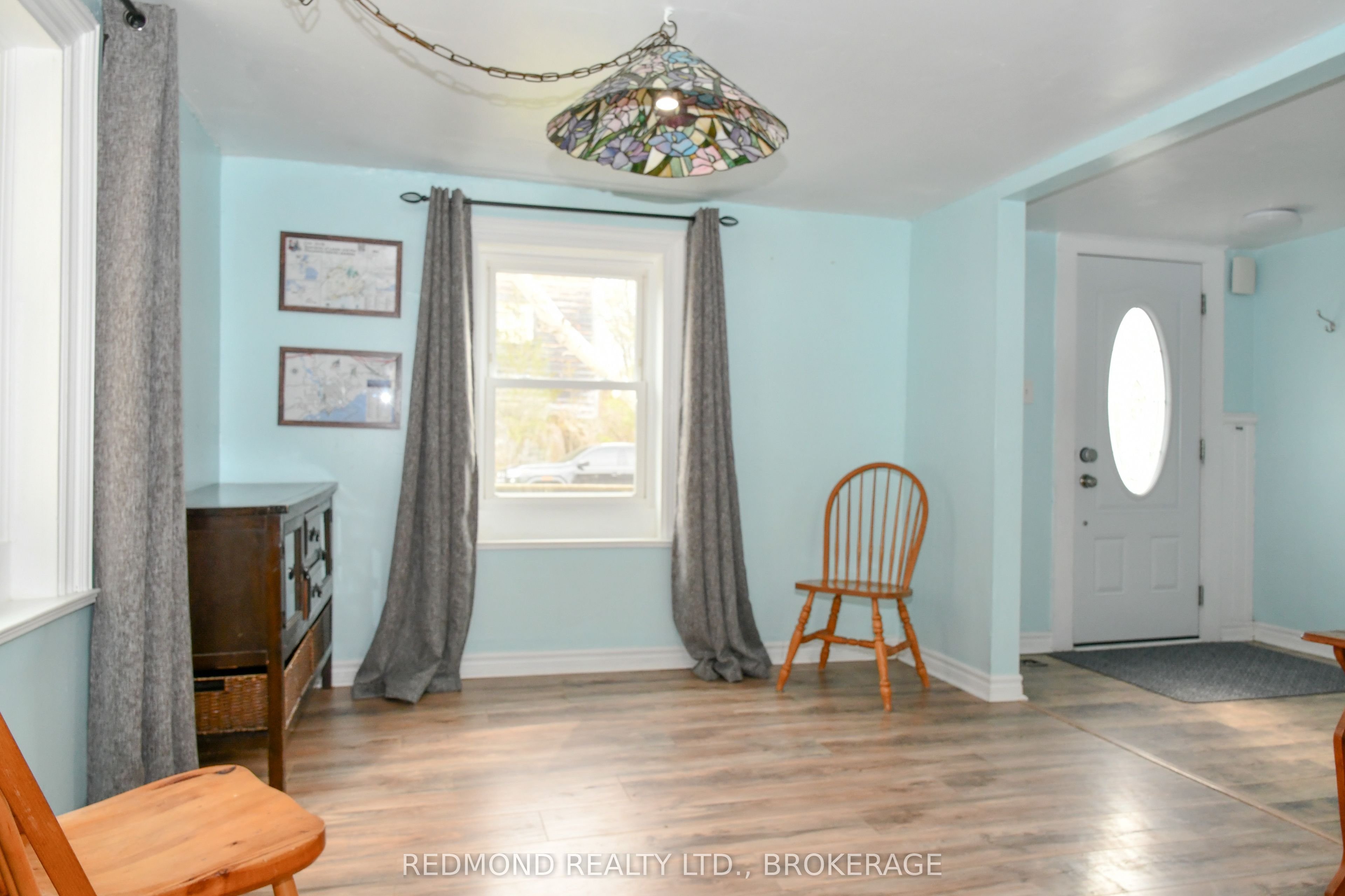 590 Queen Street Property Photo 13