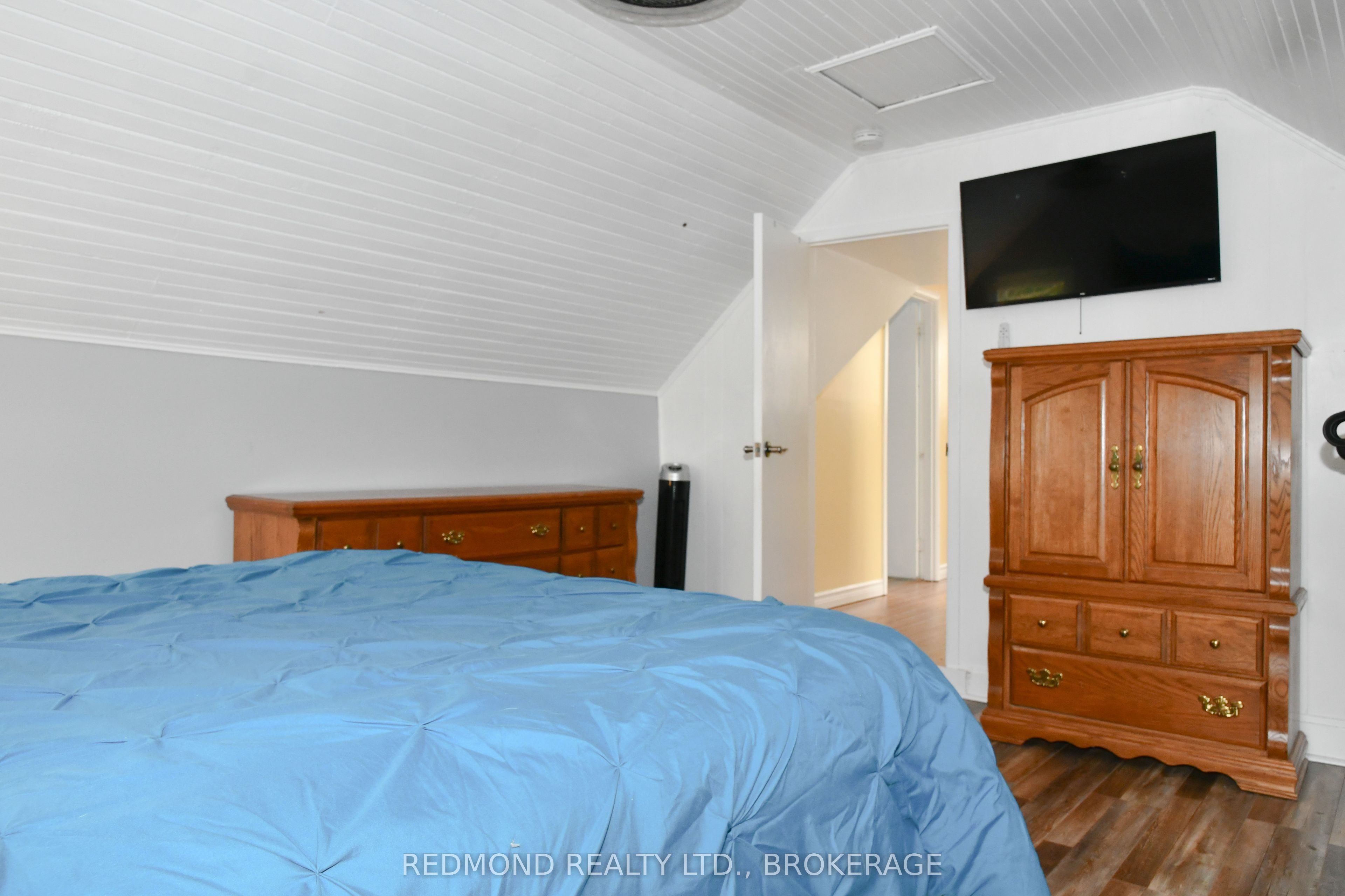 590 Queen Street Property Photo 20