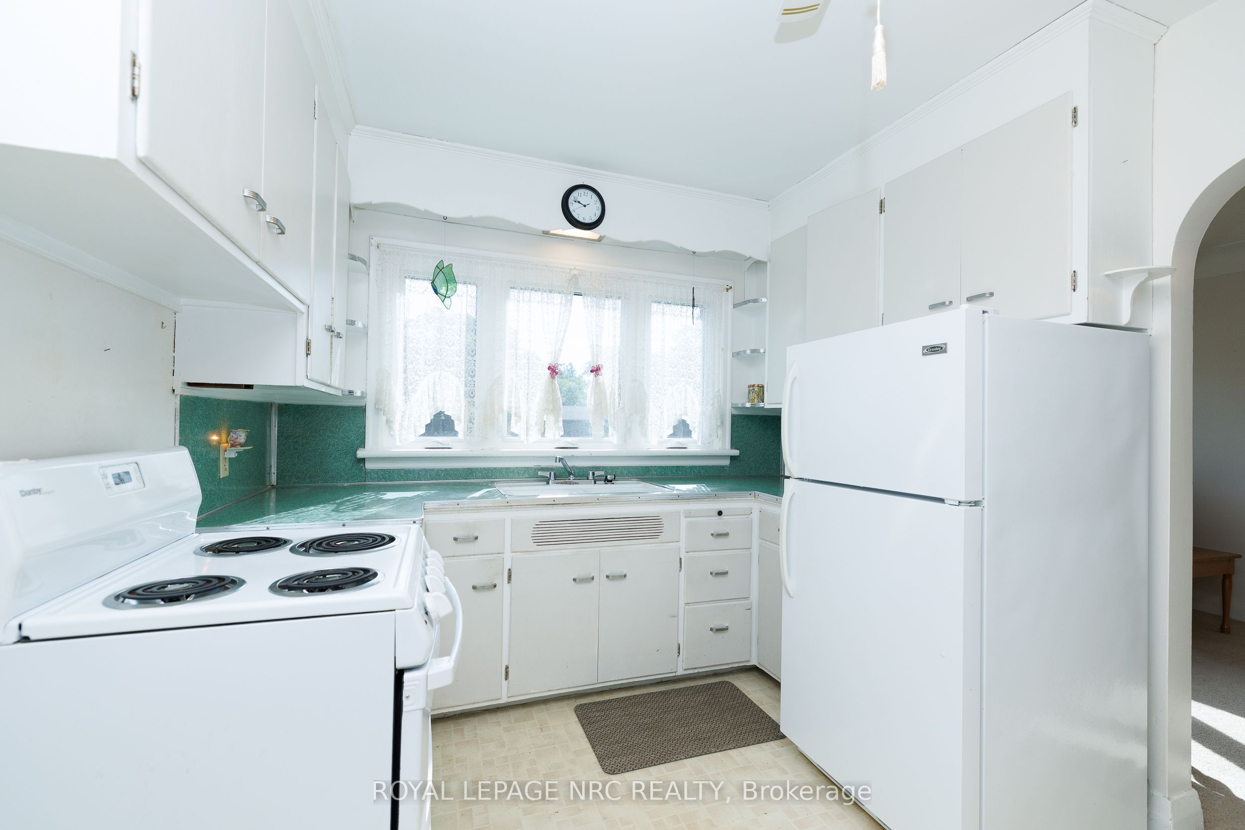 276 Glenridge Avenue Property Photo 9