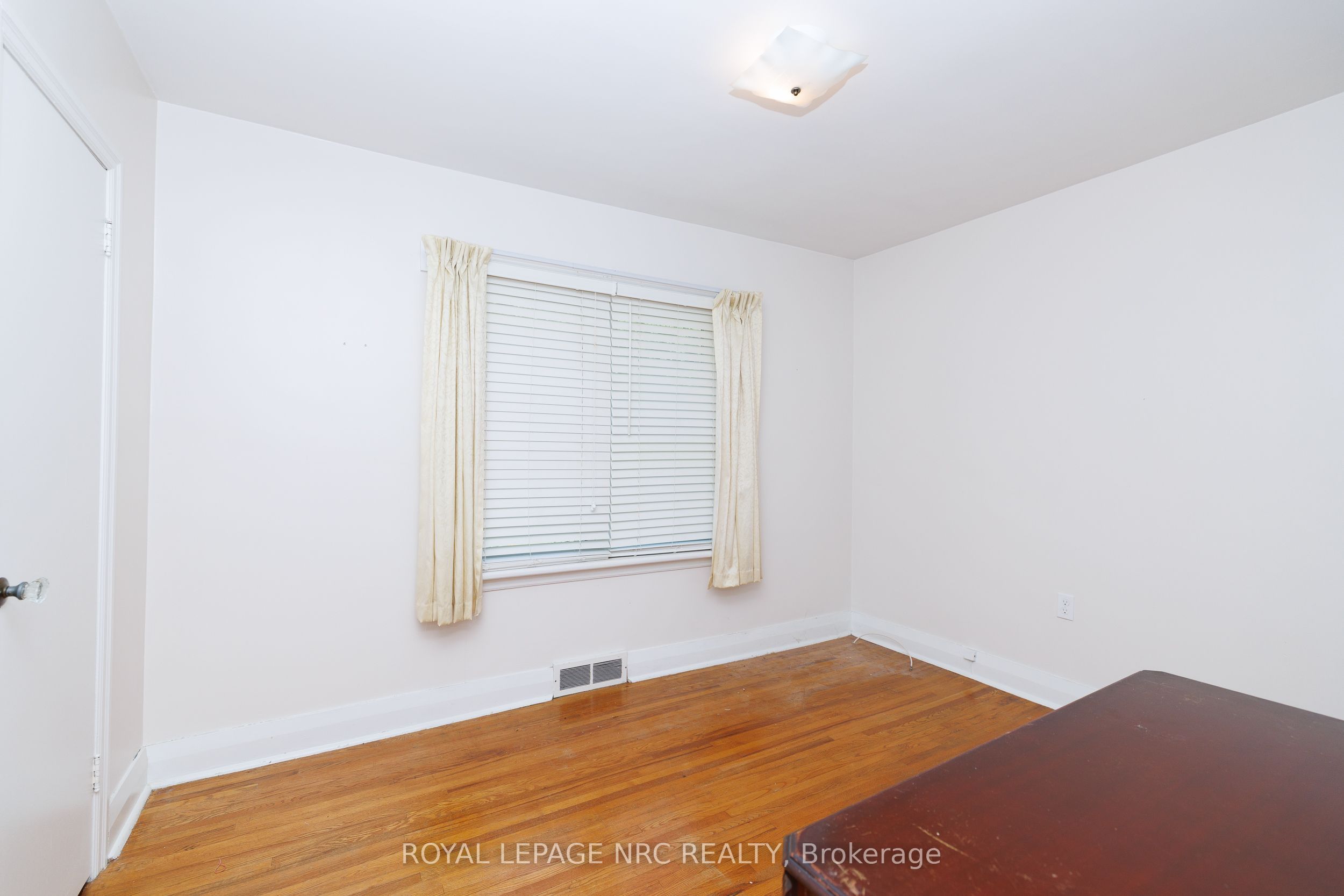 276 Glenridge Avenue Property Photo 15