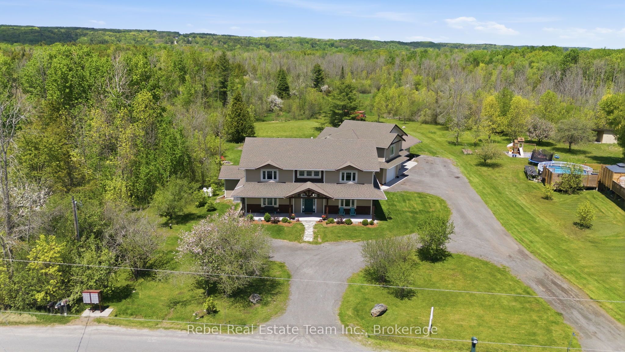 190 Lakeshore Road Property Photo 46