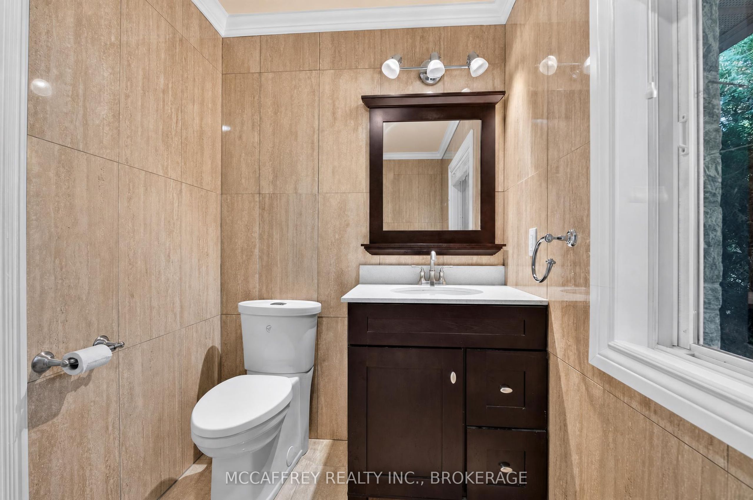 4563 County Rd 9 Property Photo 22