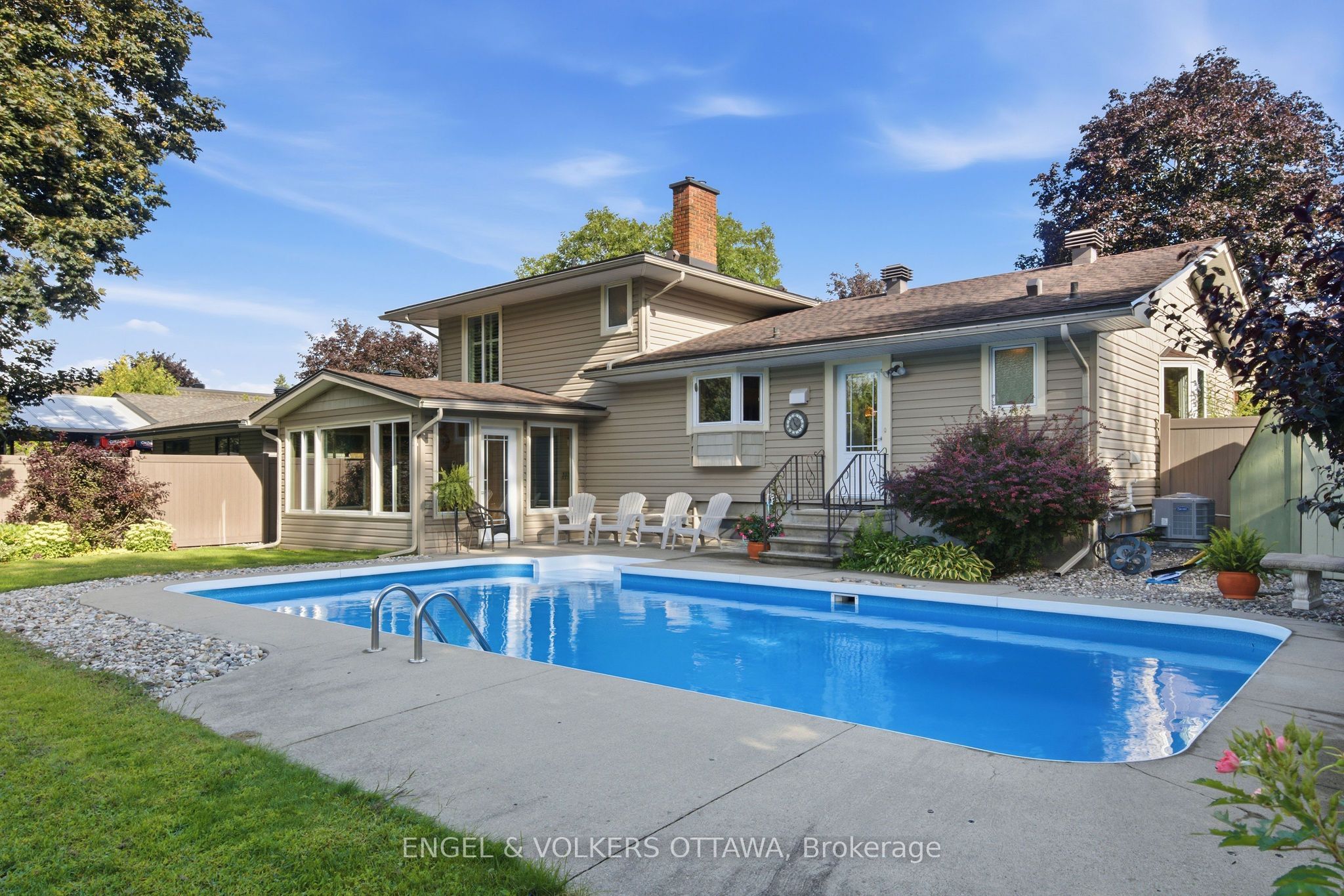 885 Plante Drive Property Photo 39