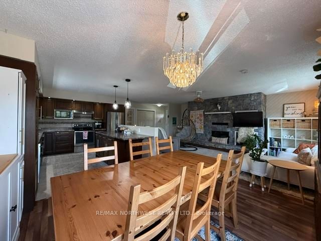 120 Minto Cres Property Photo 9