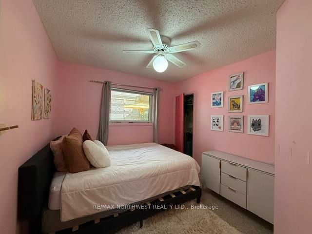 120 Minto Cres Property Photo 18