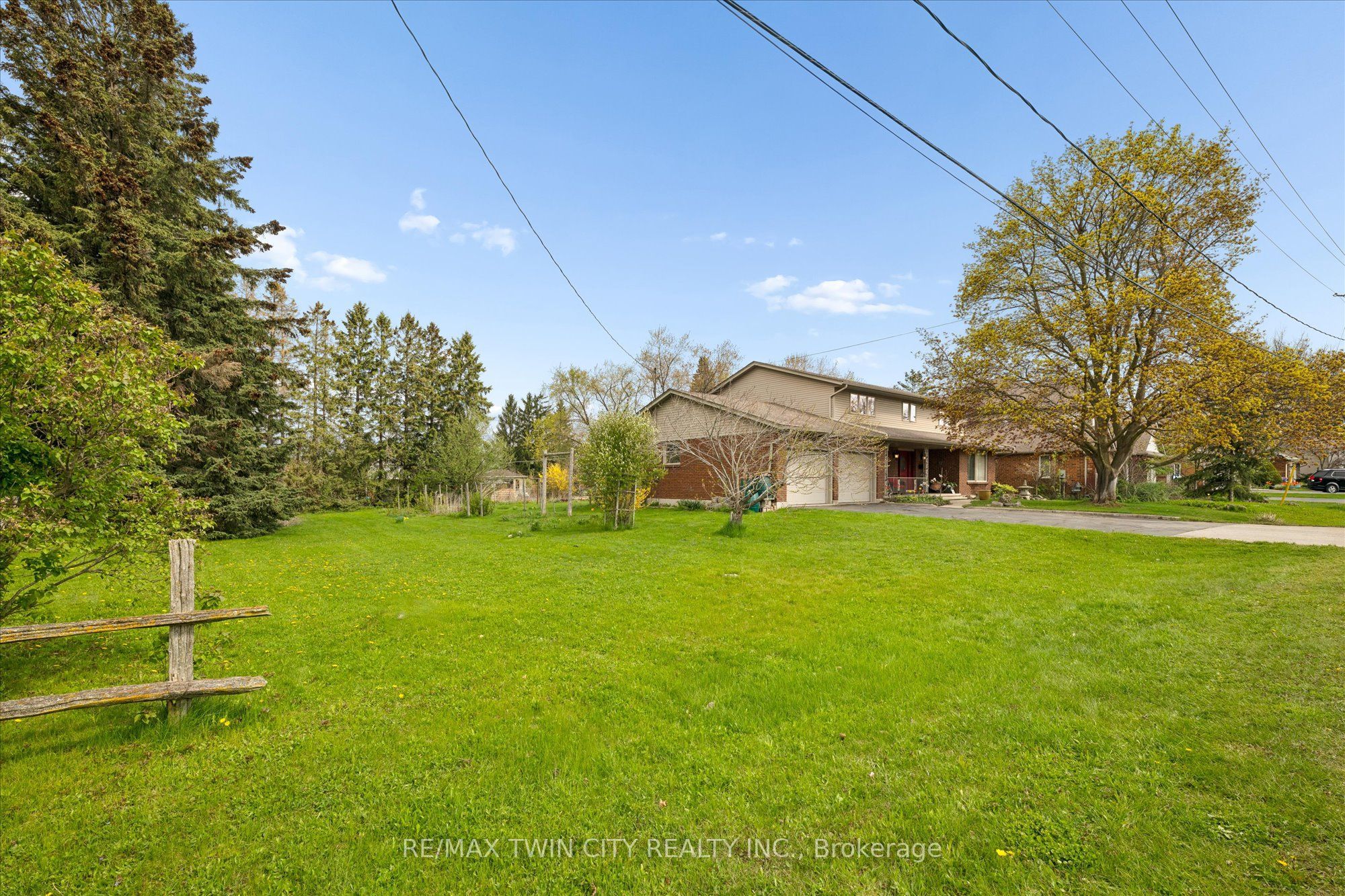 146 Carson Drive Property Photo 3