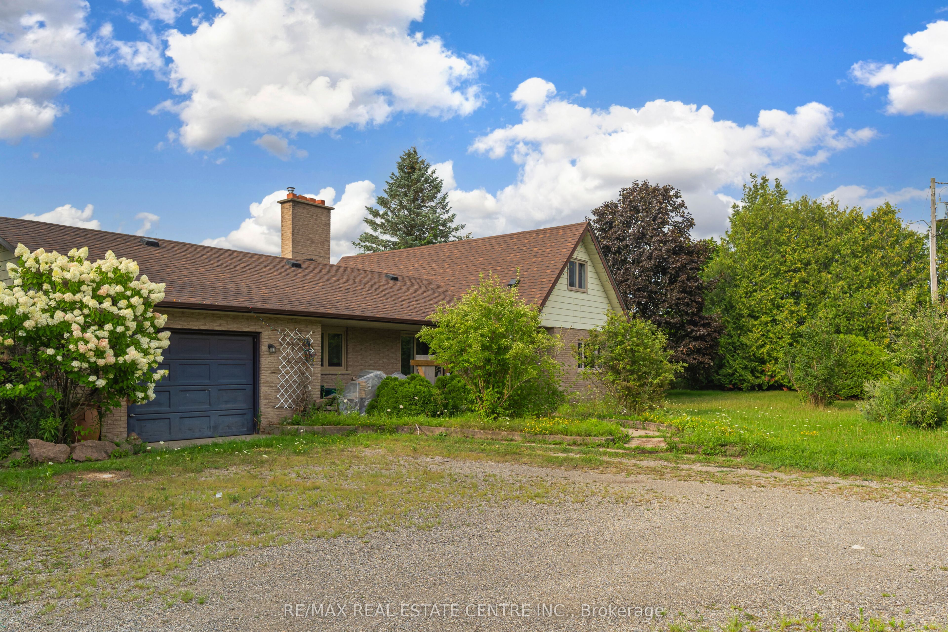 8438 Hwy 7 Property Photo 8
