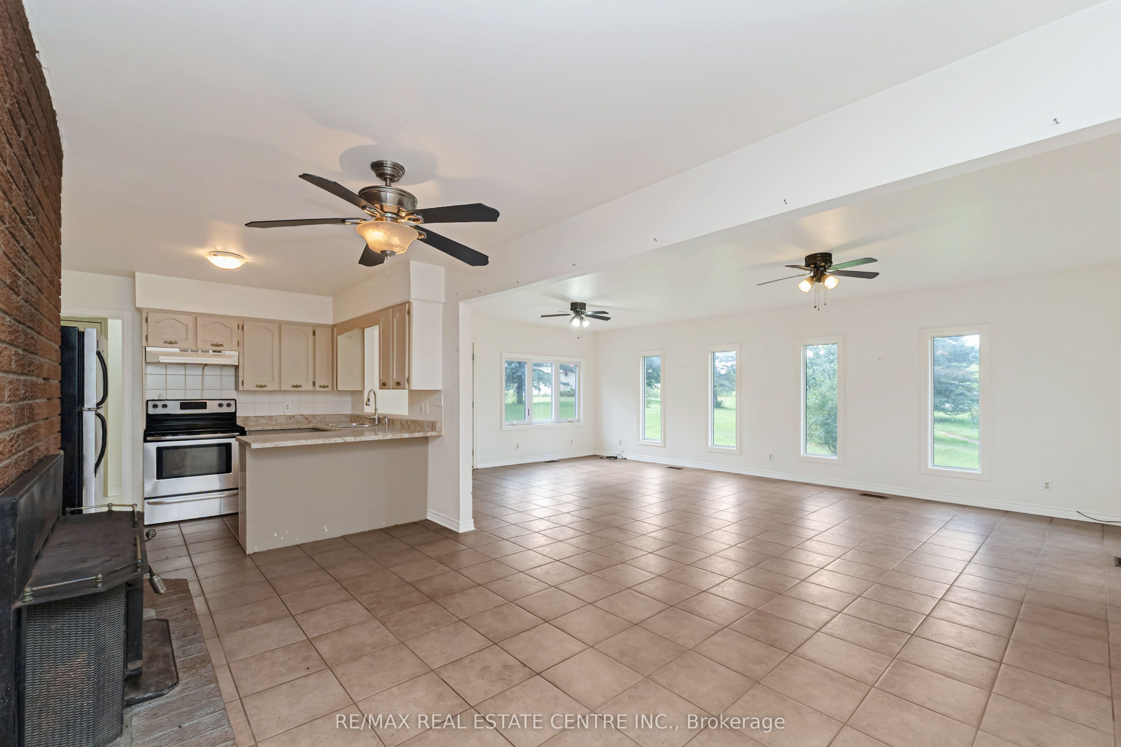 8438 Hwy 7 Property Photo 18
