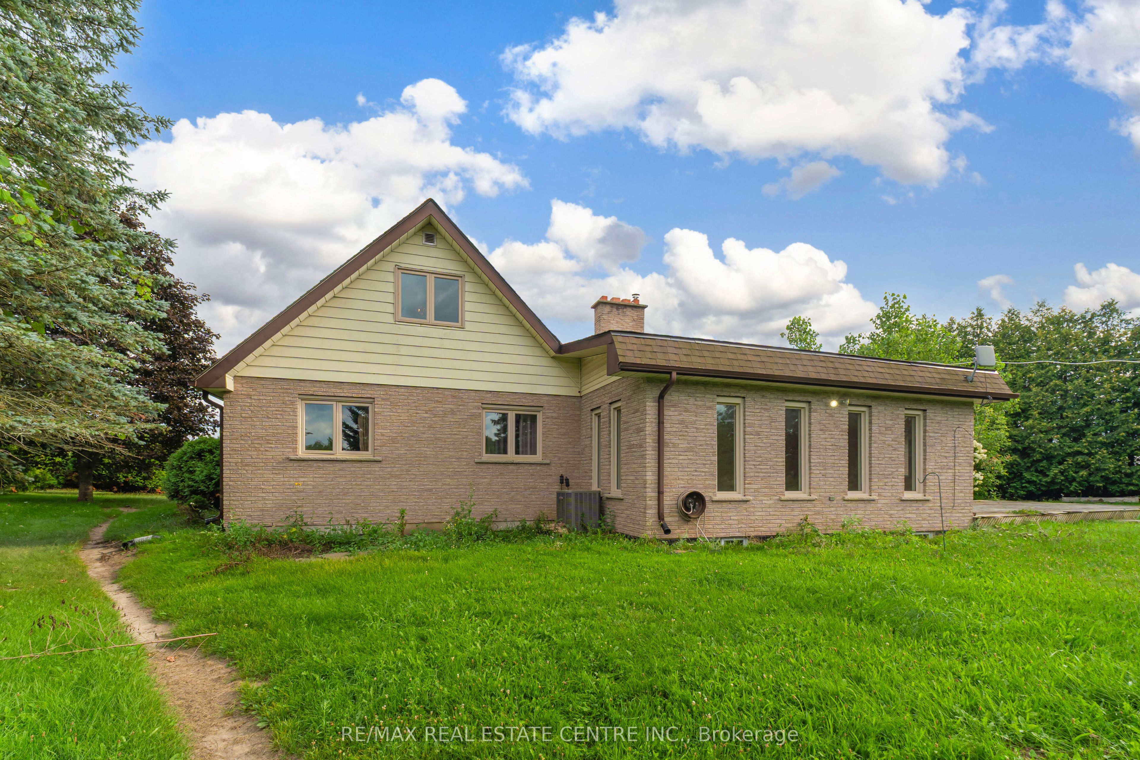 8438 Hwy 7 Property Photo 37