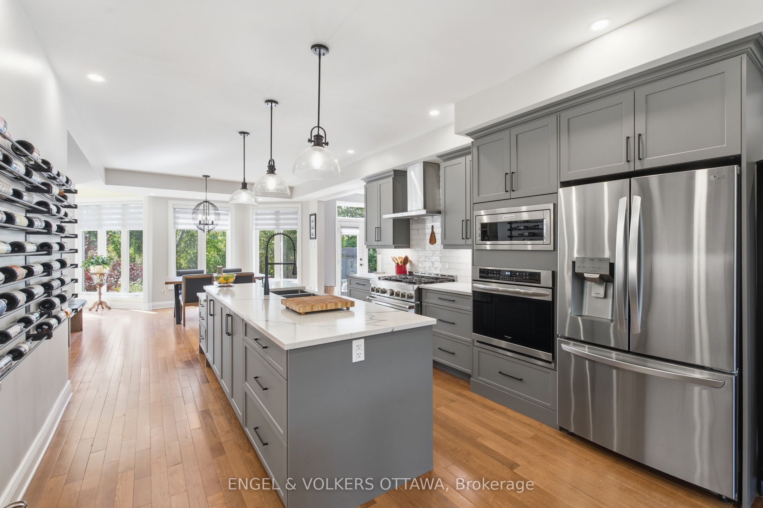 6622 Blossom Trail Drive Property Photo 6