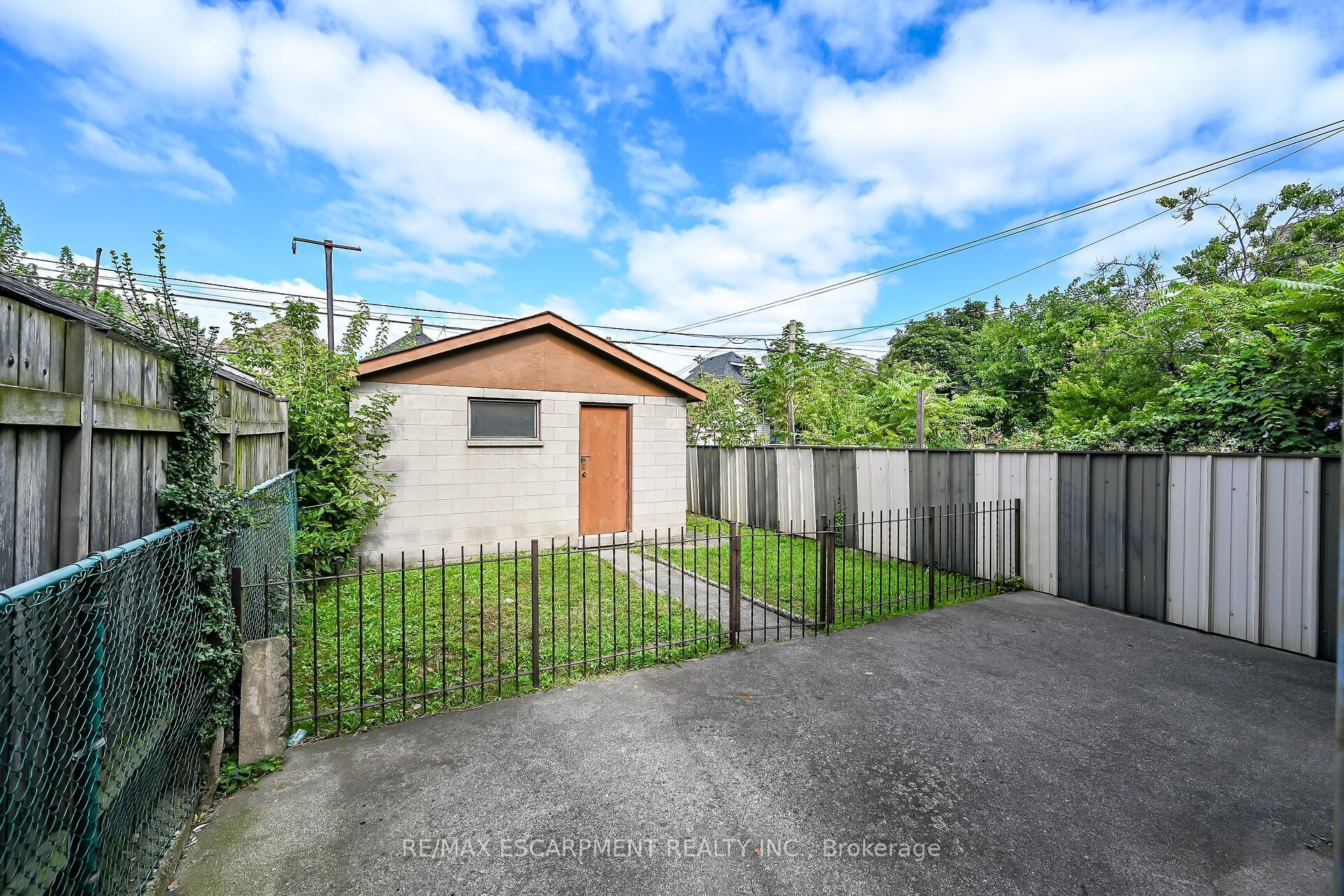 15 Kinrade Avenue Property Photo 31