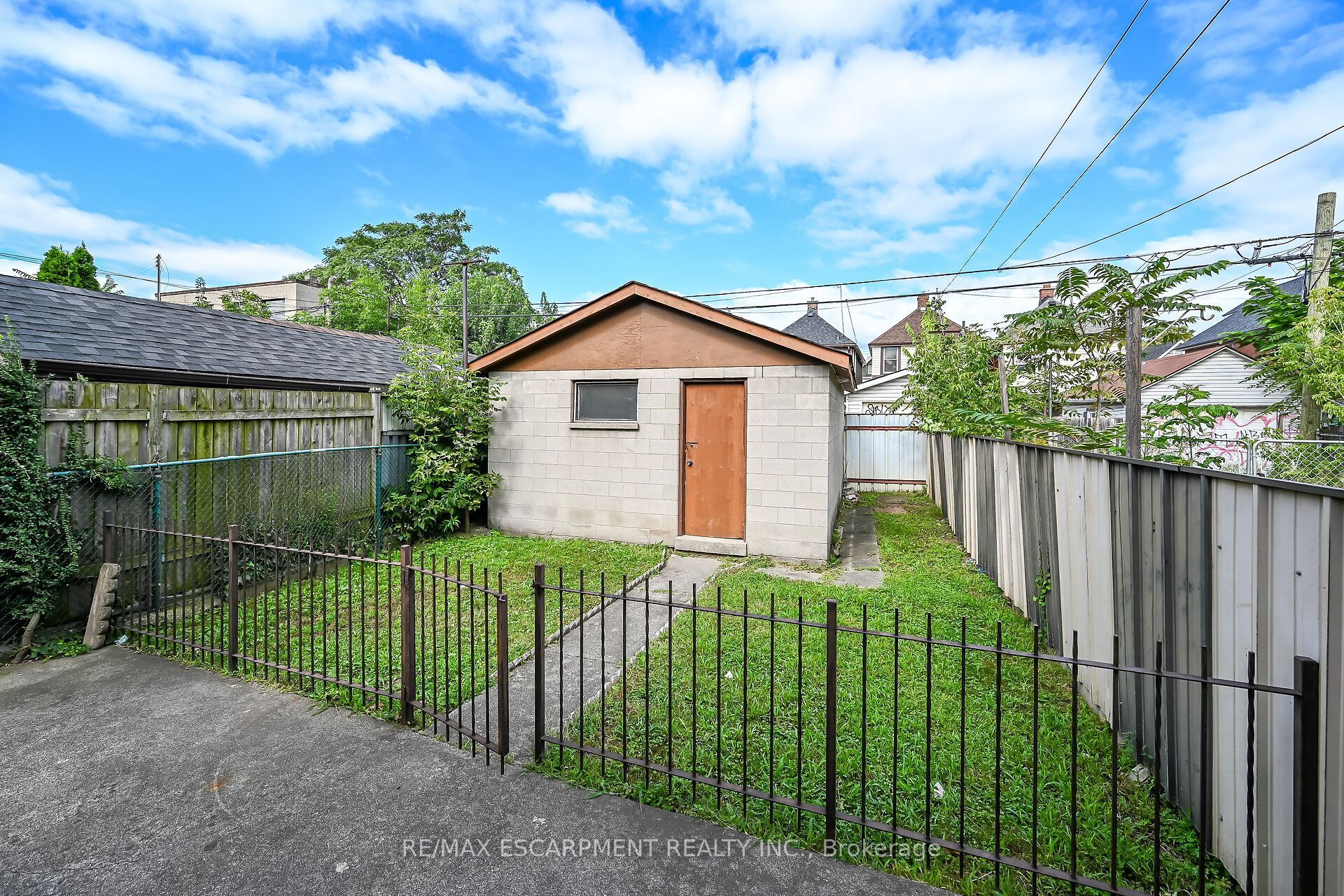 15 Kinrade Avenue Property Photo 32