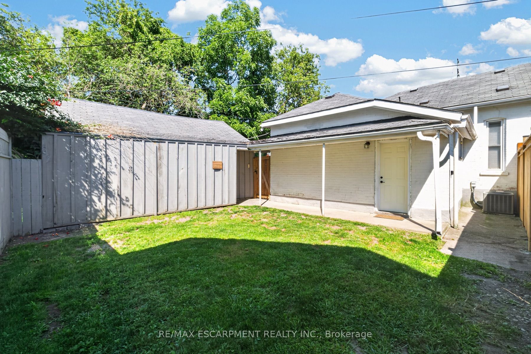 21 Cedar Street Property Photo 7