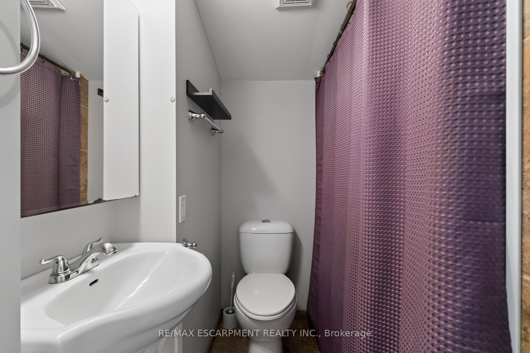 21 Cedar Street Property Photo 21