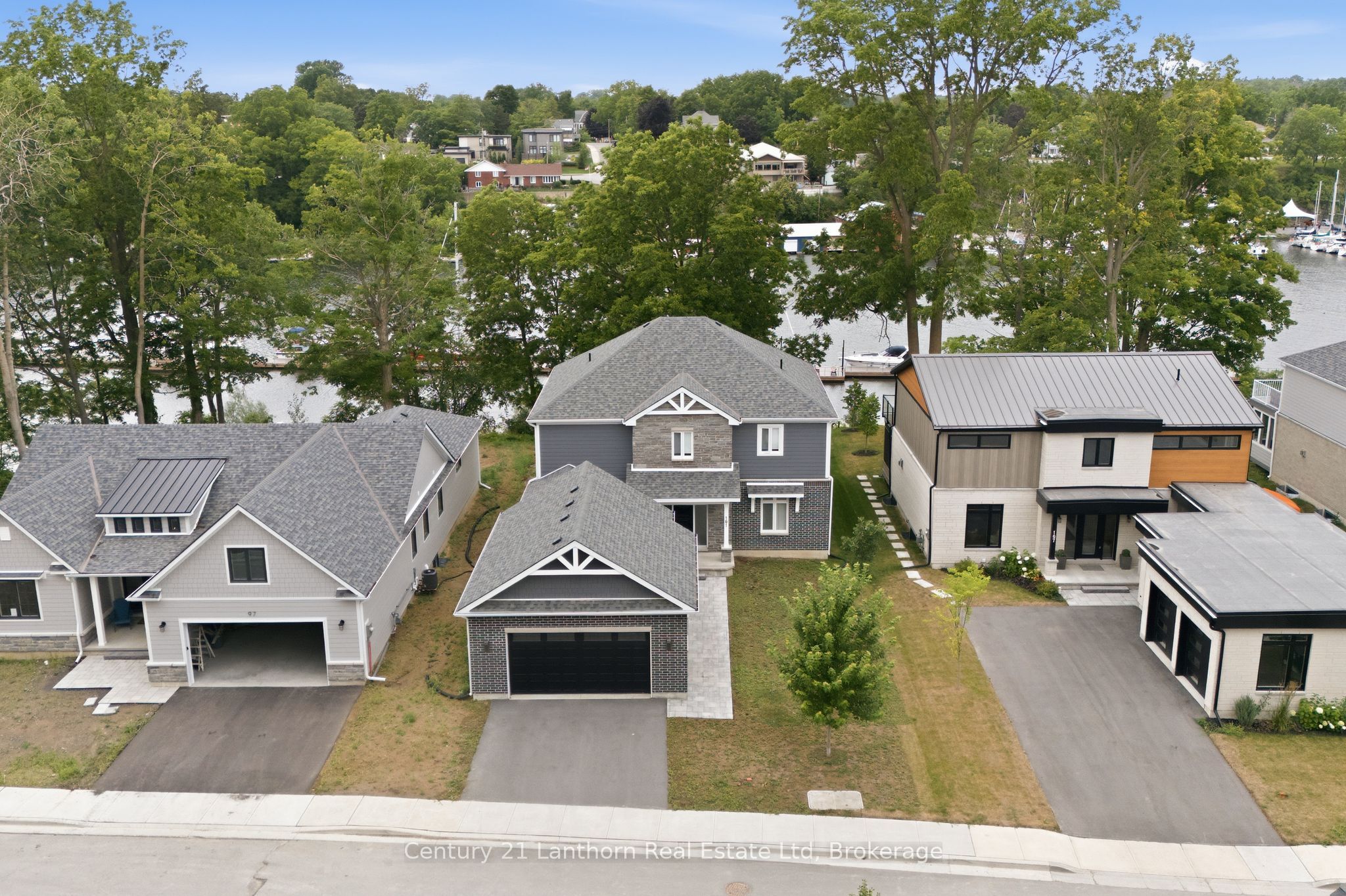 101 Villeneuve Drive Property Photo 4