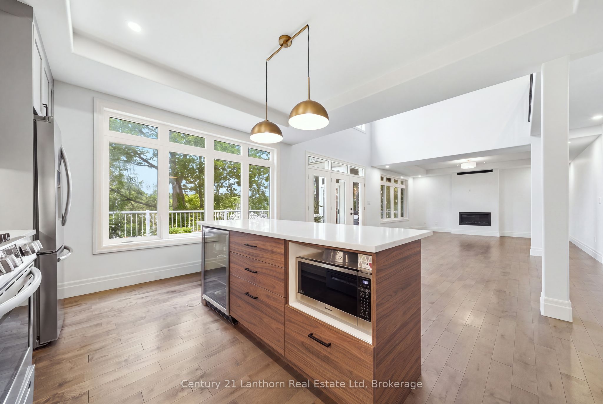 101 Villeneuve Drive Property Photo 16