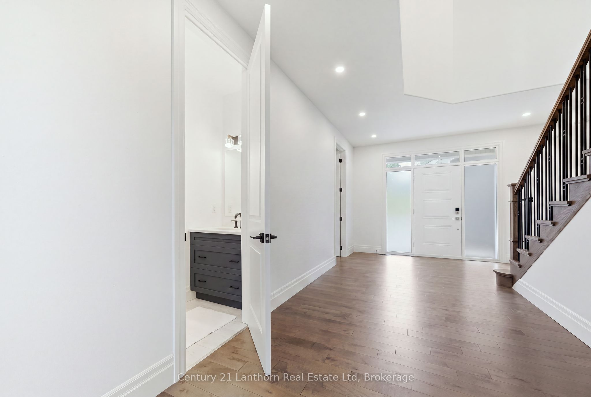 101 Villeneuve Drive Property Photo 18