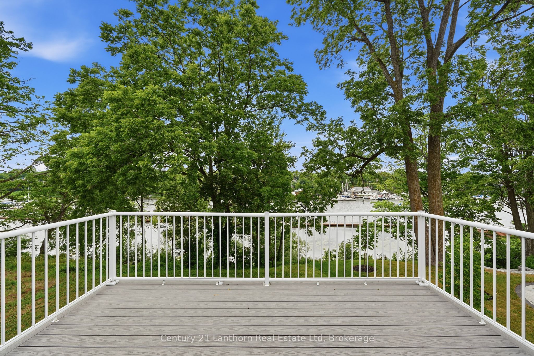 101 Villeneuve Drive Property Photo 27
