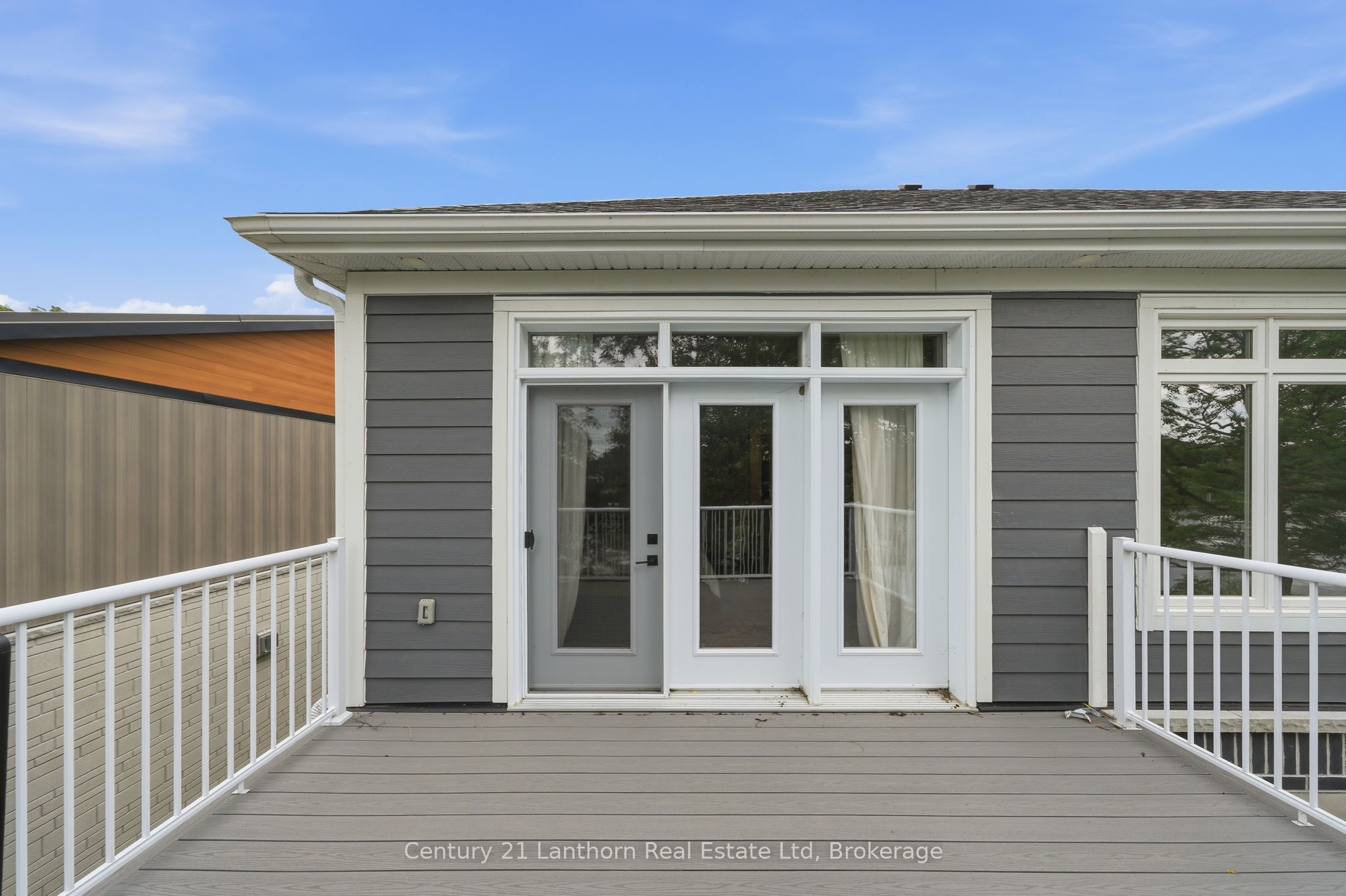 101 Villeneuve Drive Property Photo 28