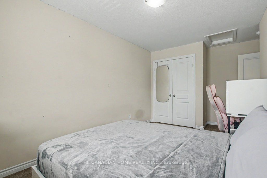 46 Jeffrey Drive Property Photo 15