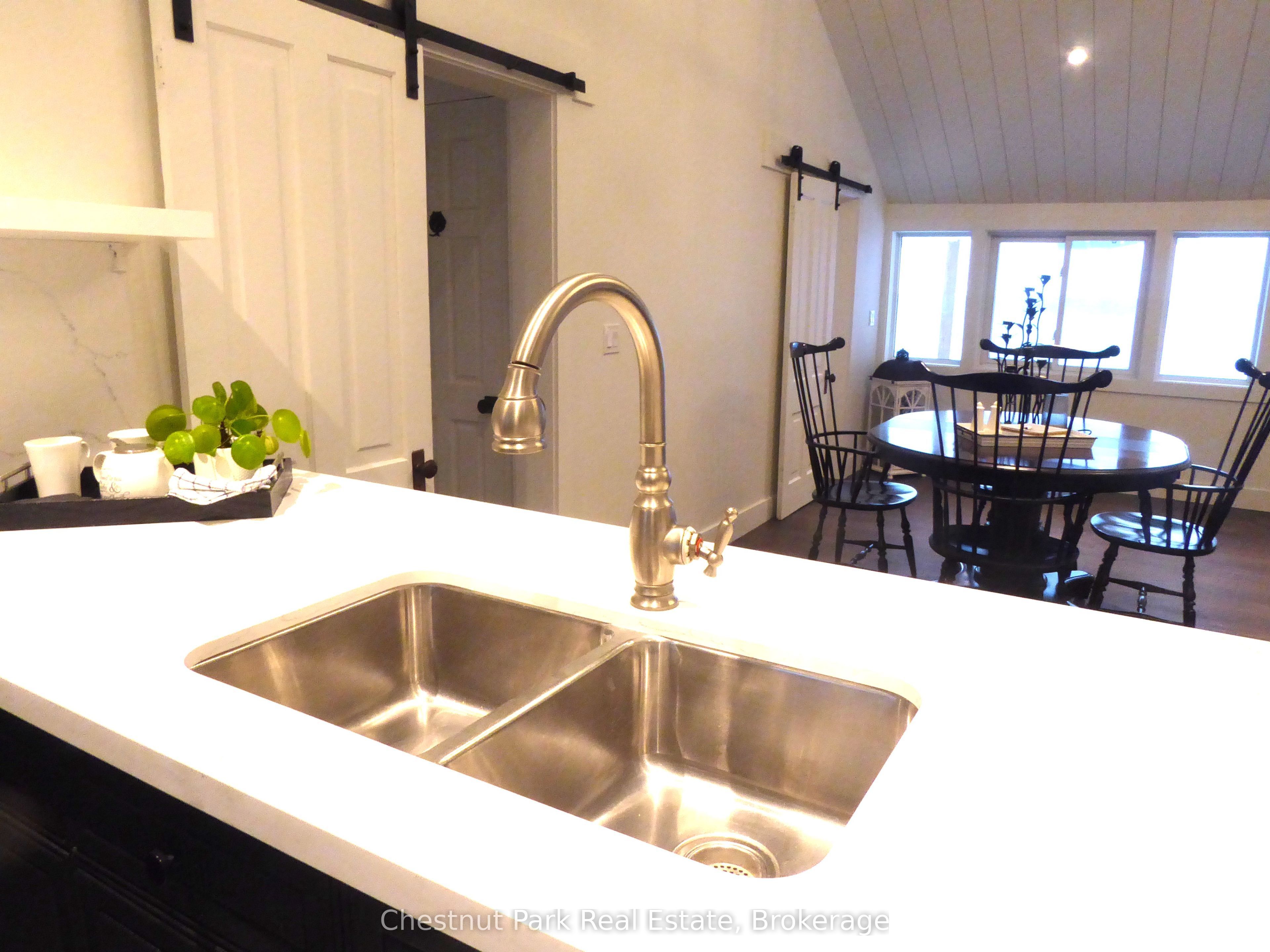 121 Kiowana Beach Road Property Photo 15