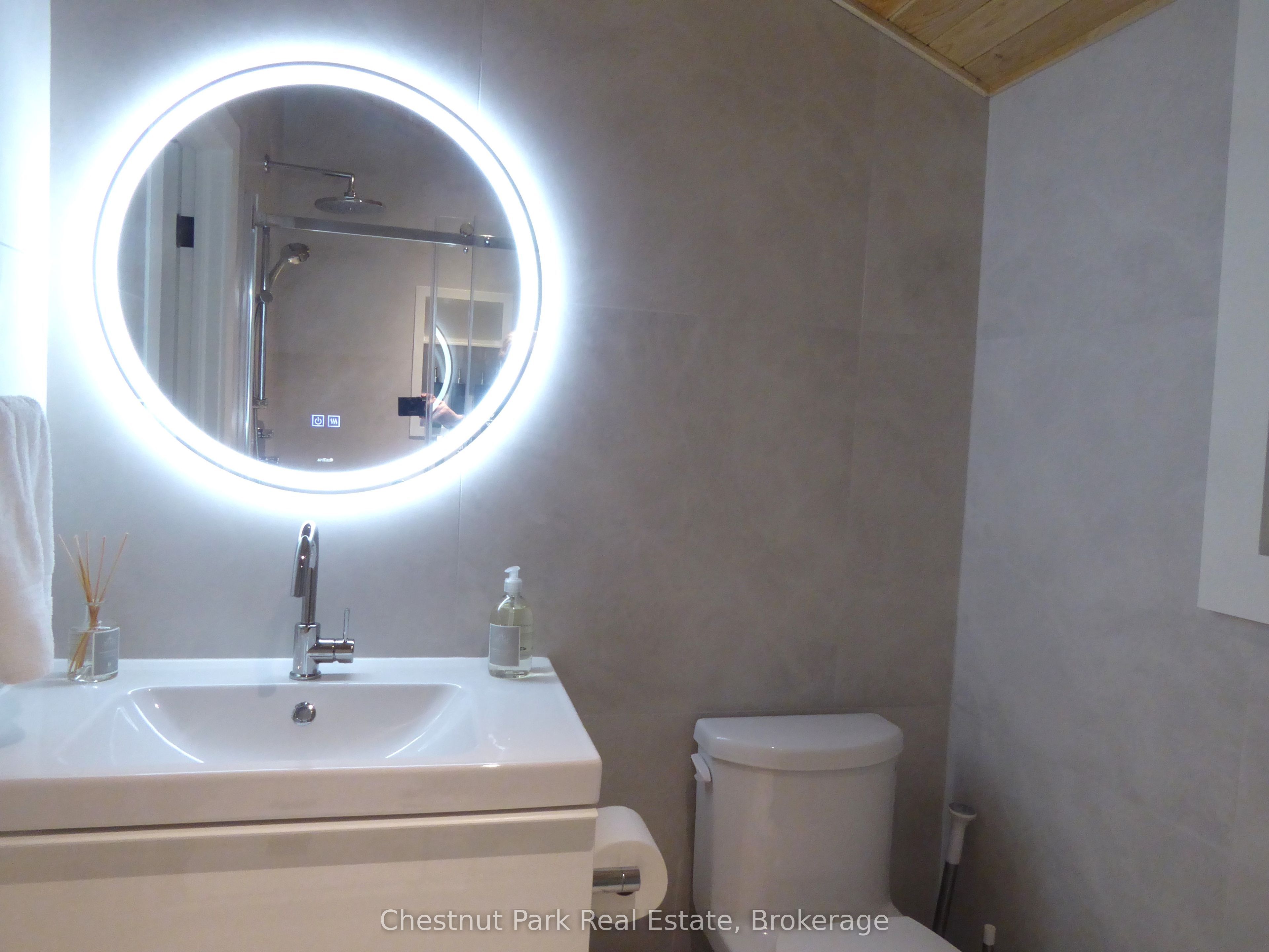 121 Kiowana Beach Road Property Photo 24