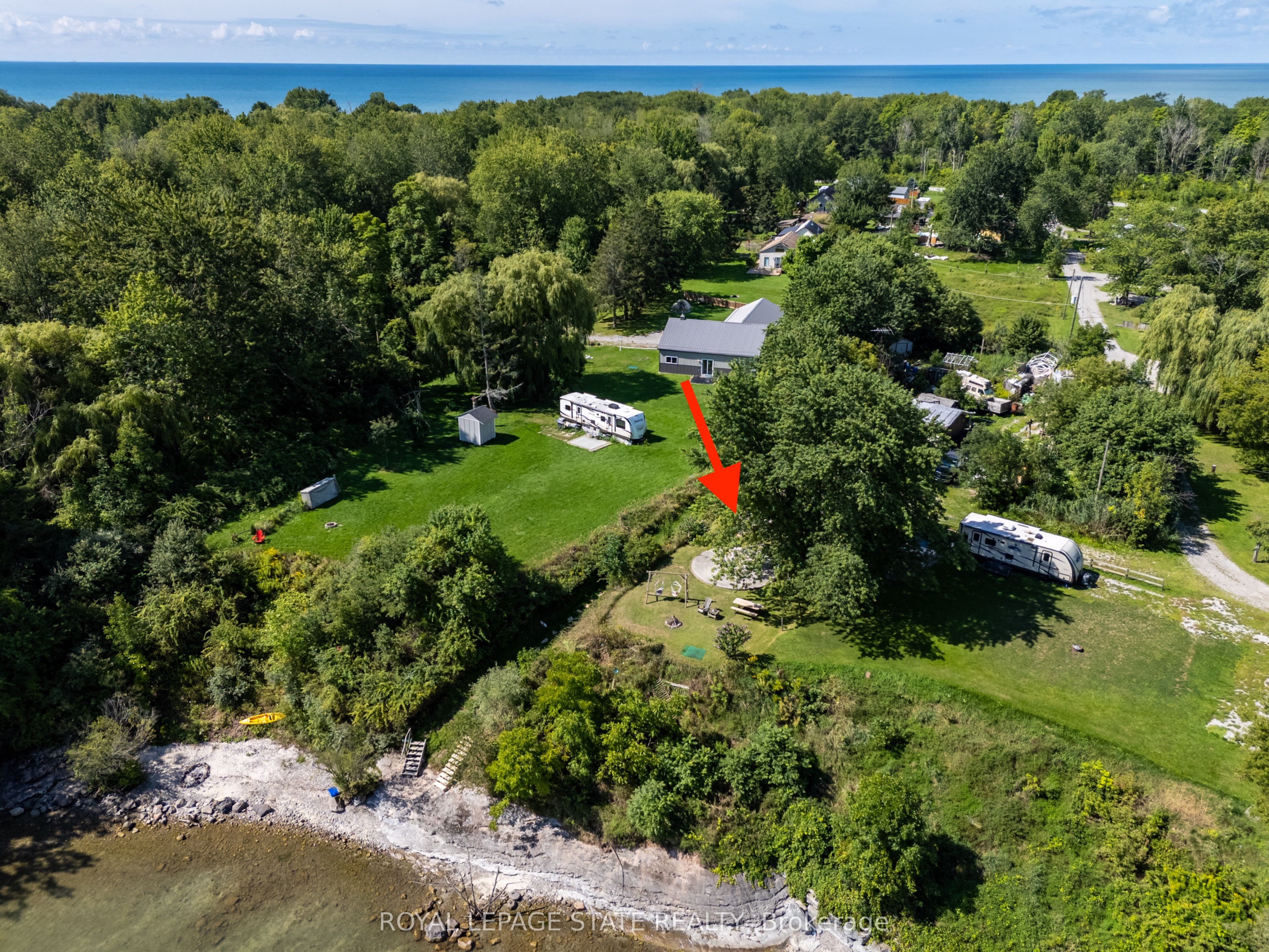 38 Burton Line Property Photo 10