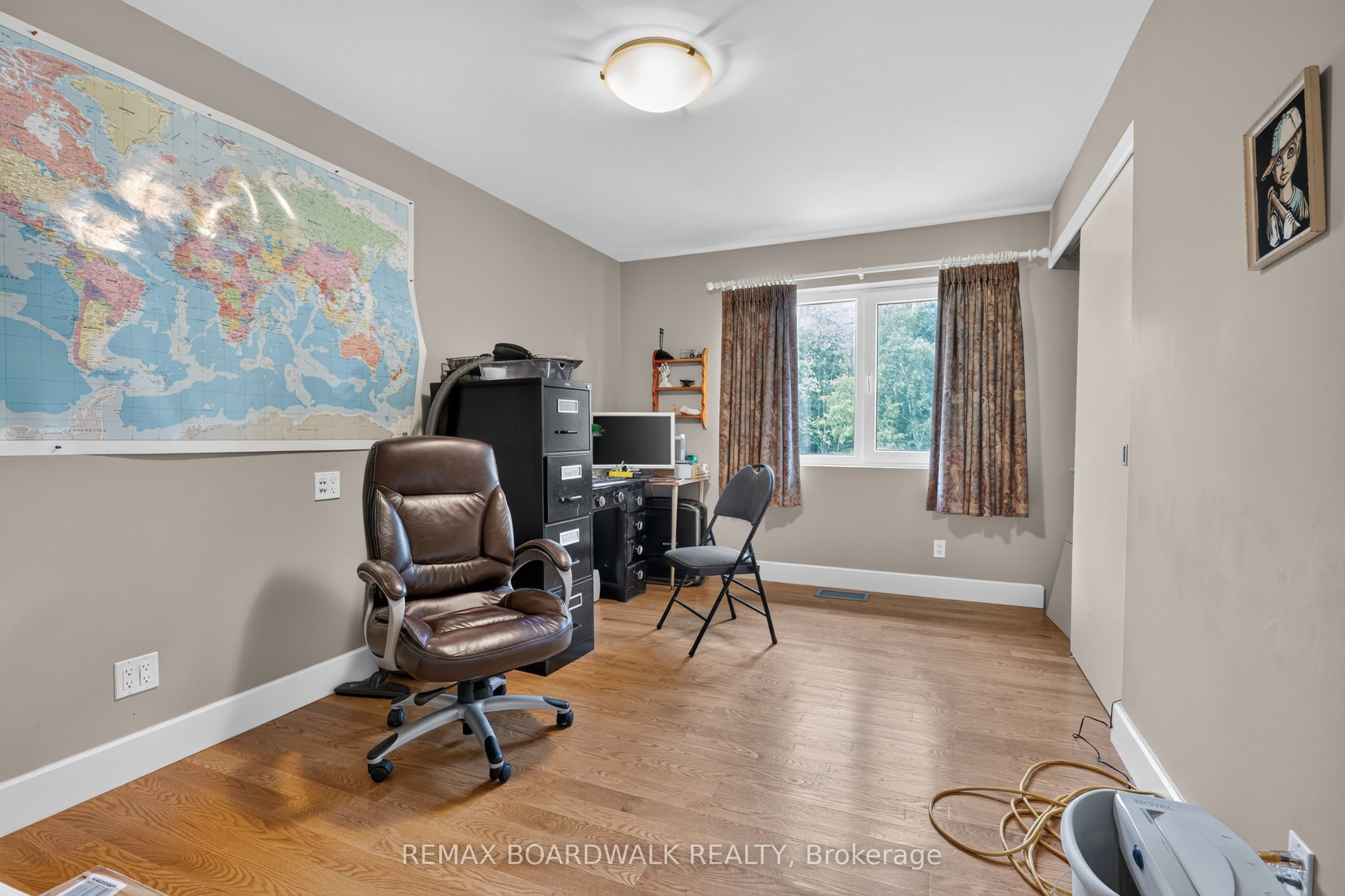 2437 Devine Road Property Photo 19