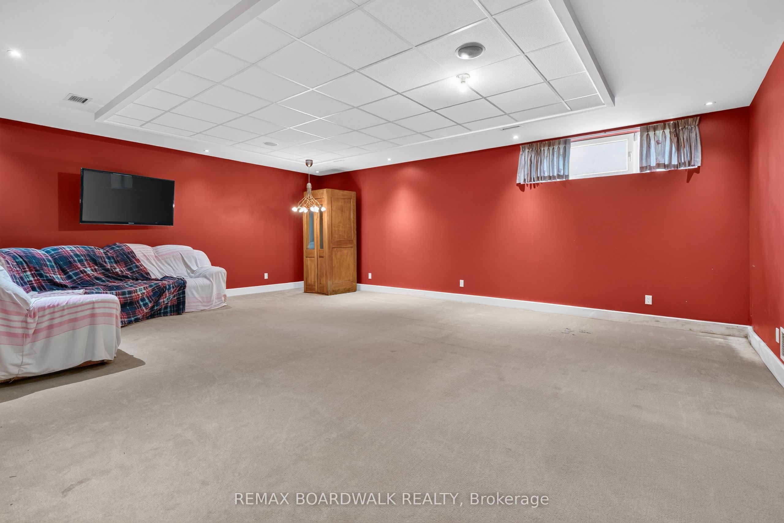 2437 Devine Road Property Photo 26