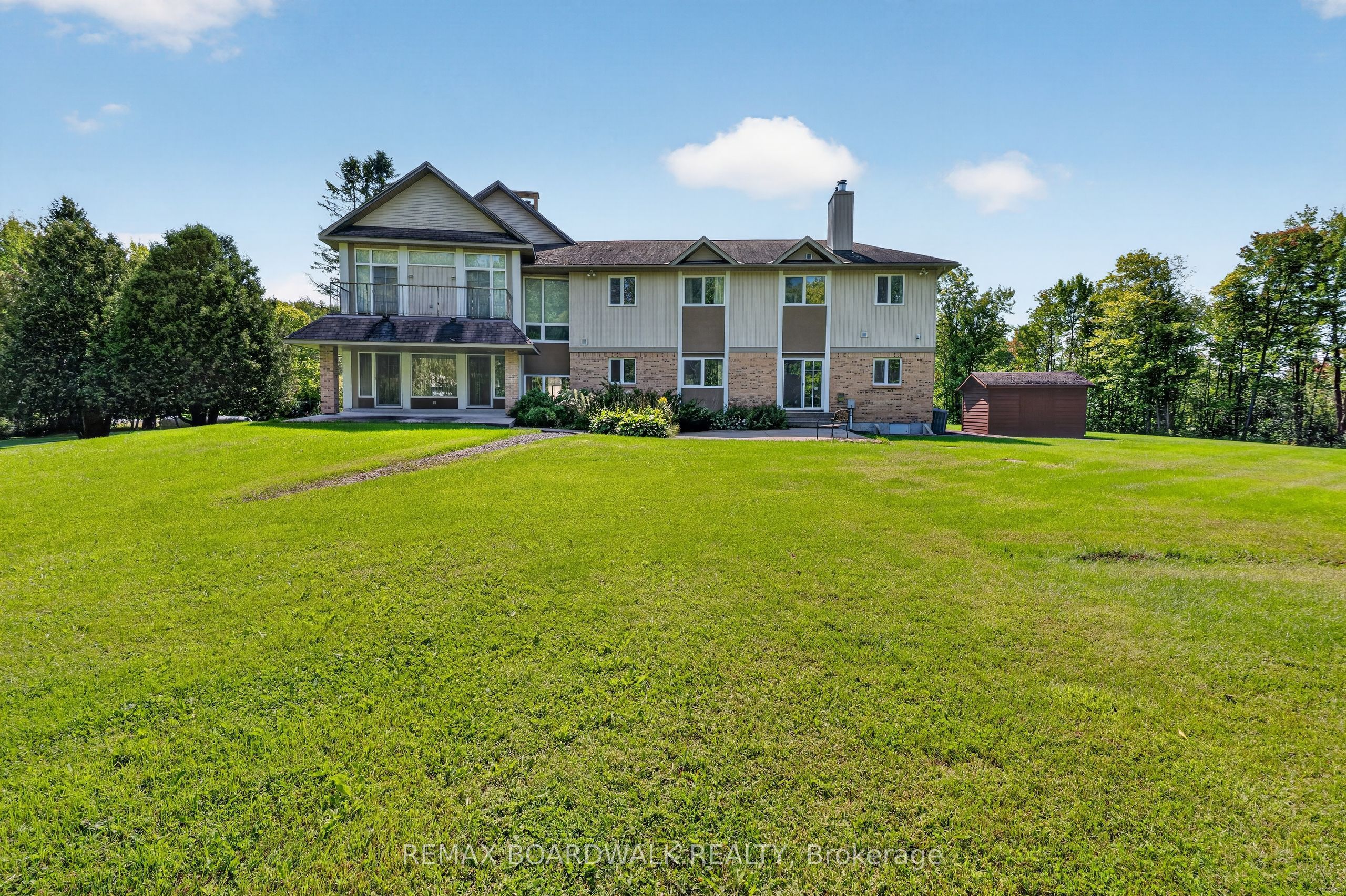 2437 Devine Road Property Photo 31