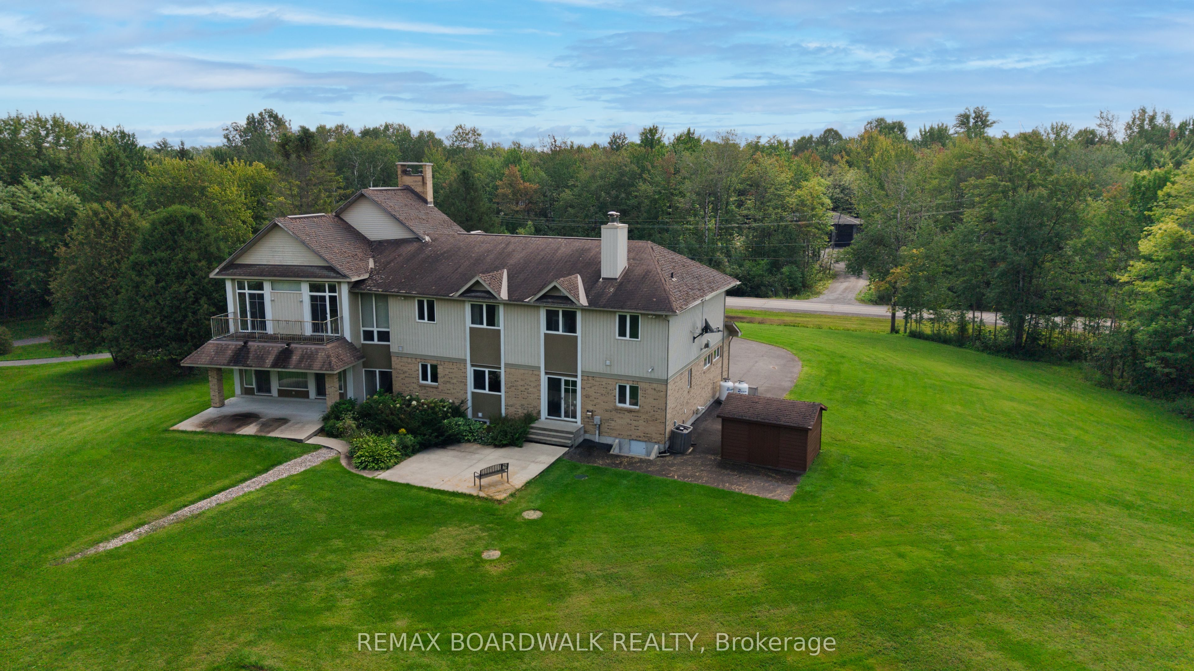 2437 Devine Road Property Photo 41