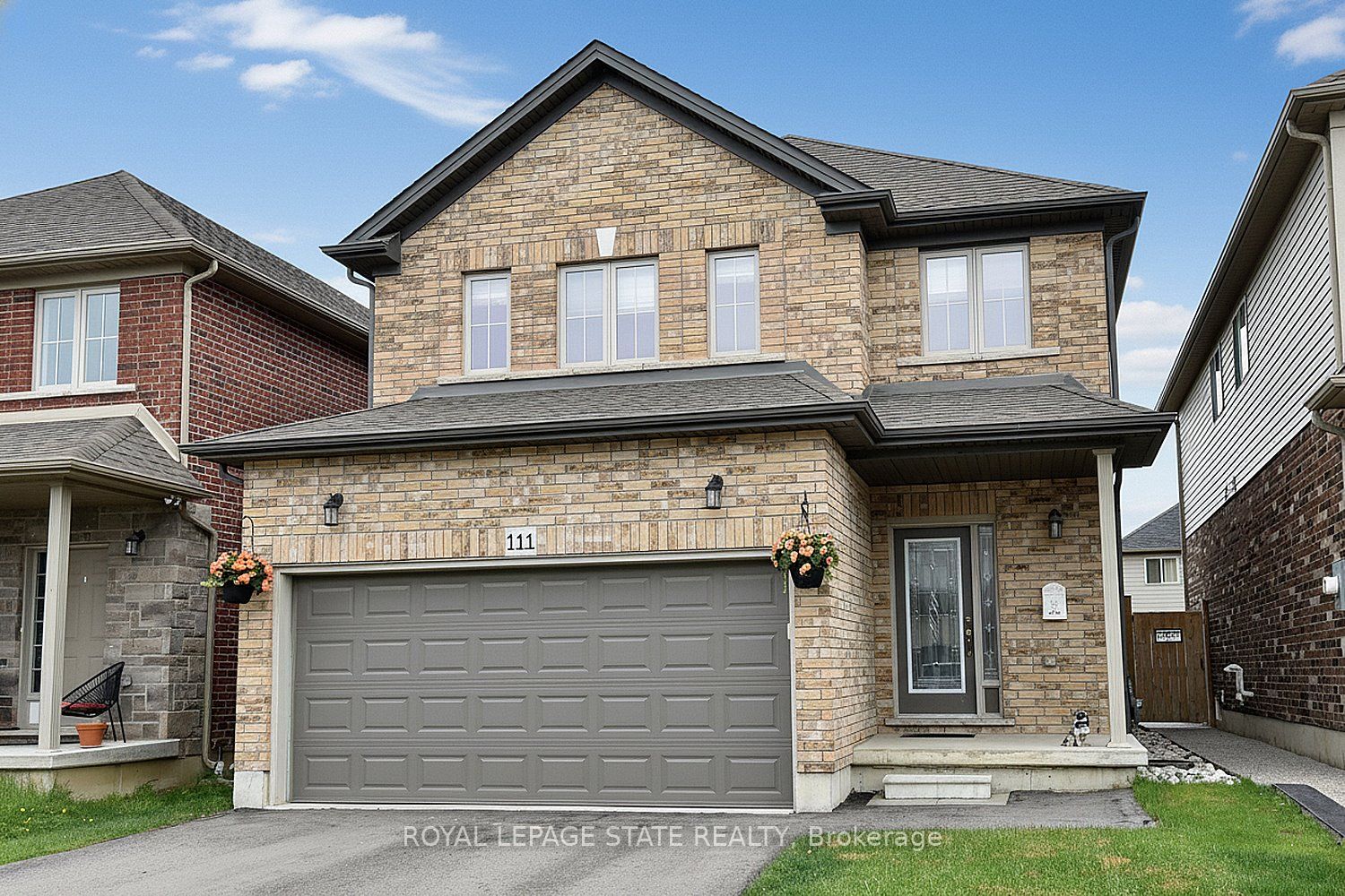 111 Festival Way Property Photo 1