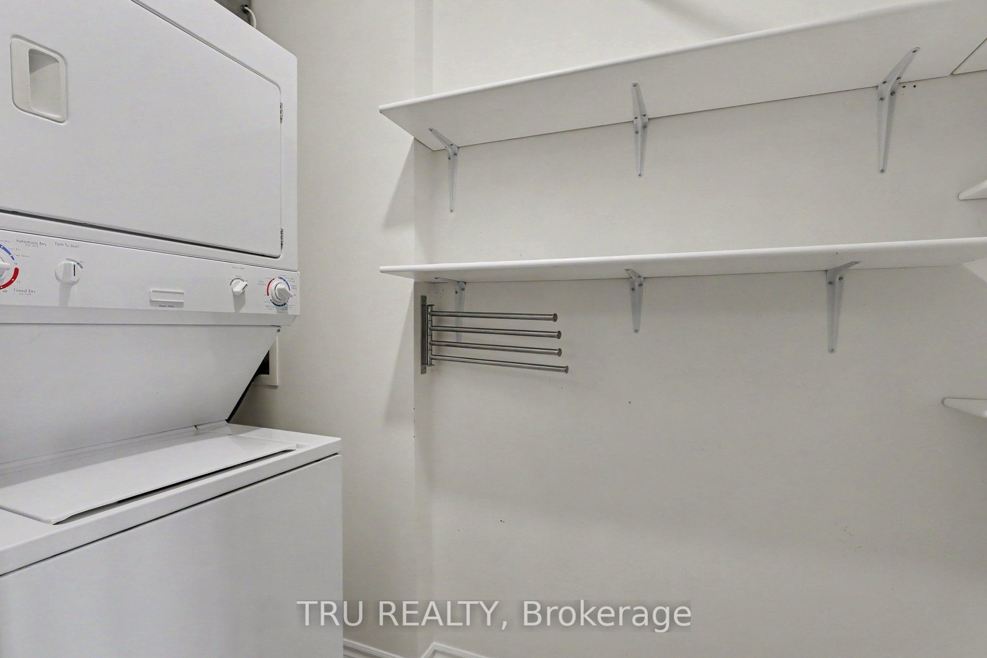 165 Waterbridge Drive 7 Property Photo 19