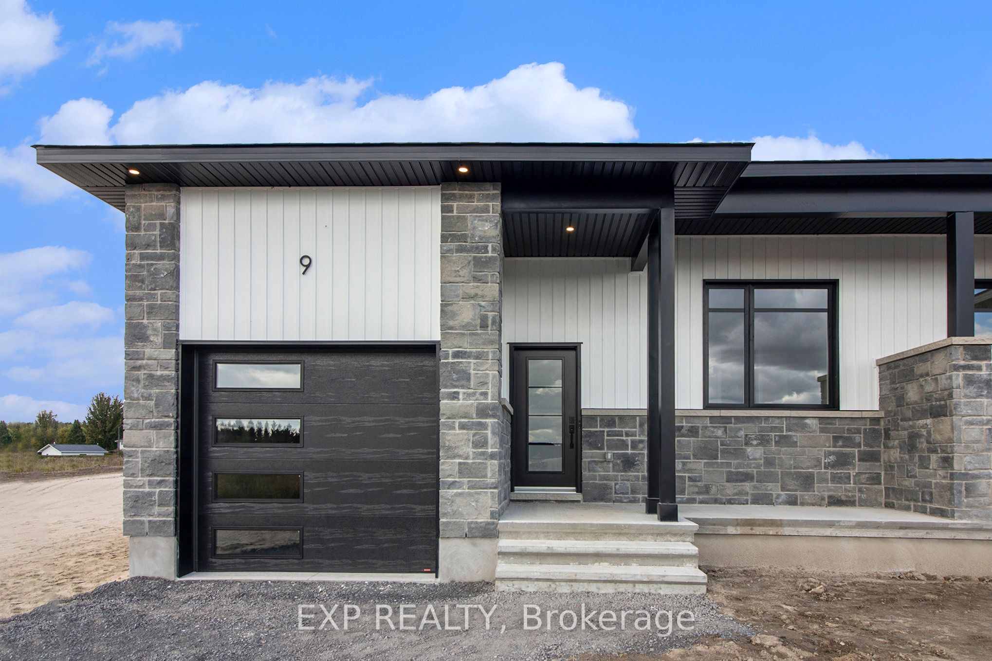 803 Lacroix Road Property Photo 5