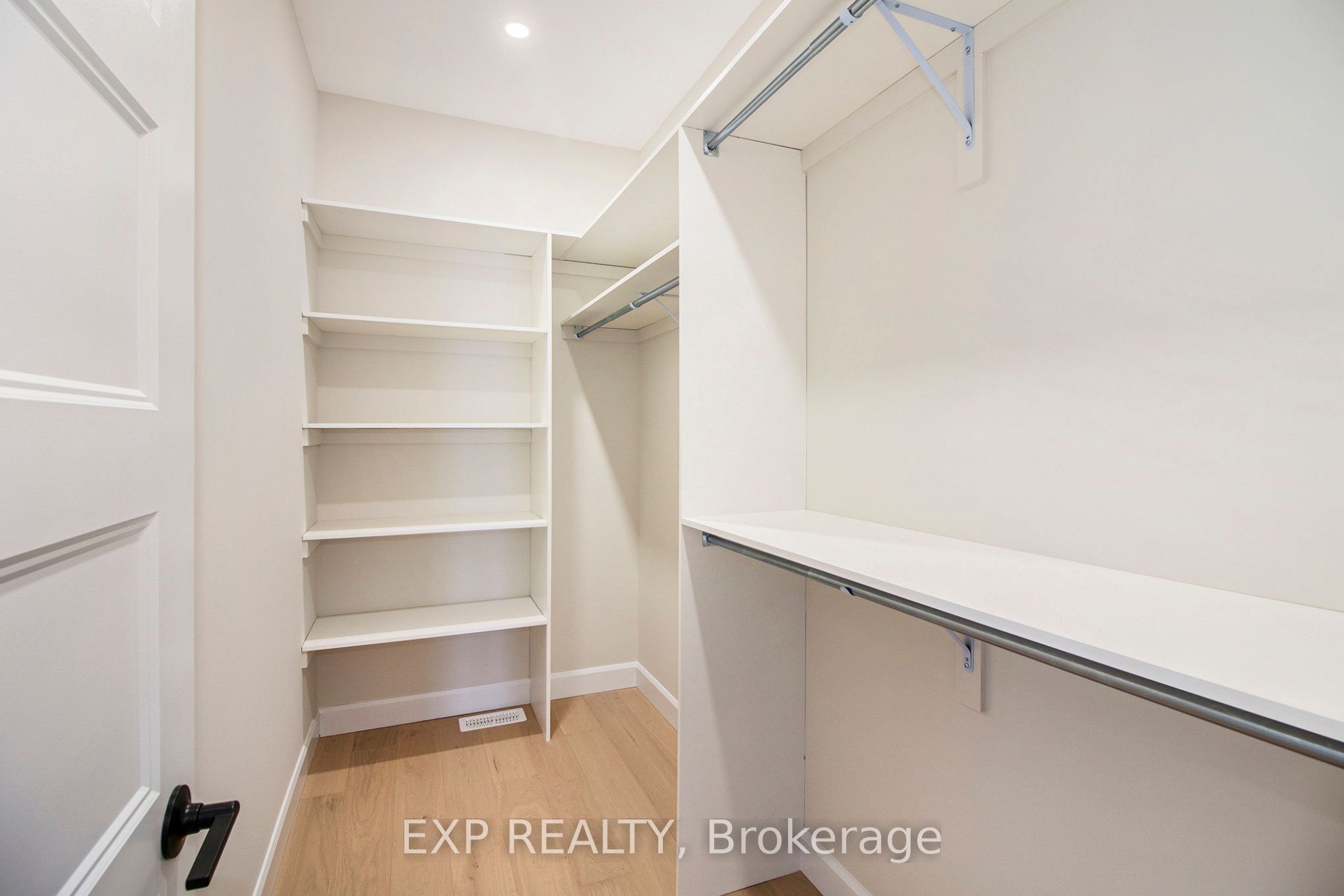 803 Lacroix Road Property Photo 18