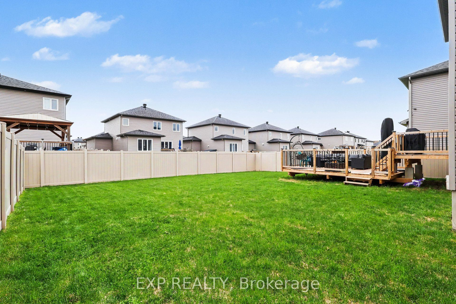 520 Lucent Street Property Photo 28