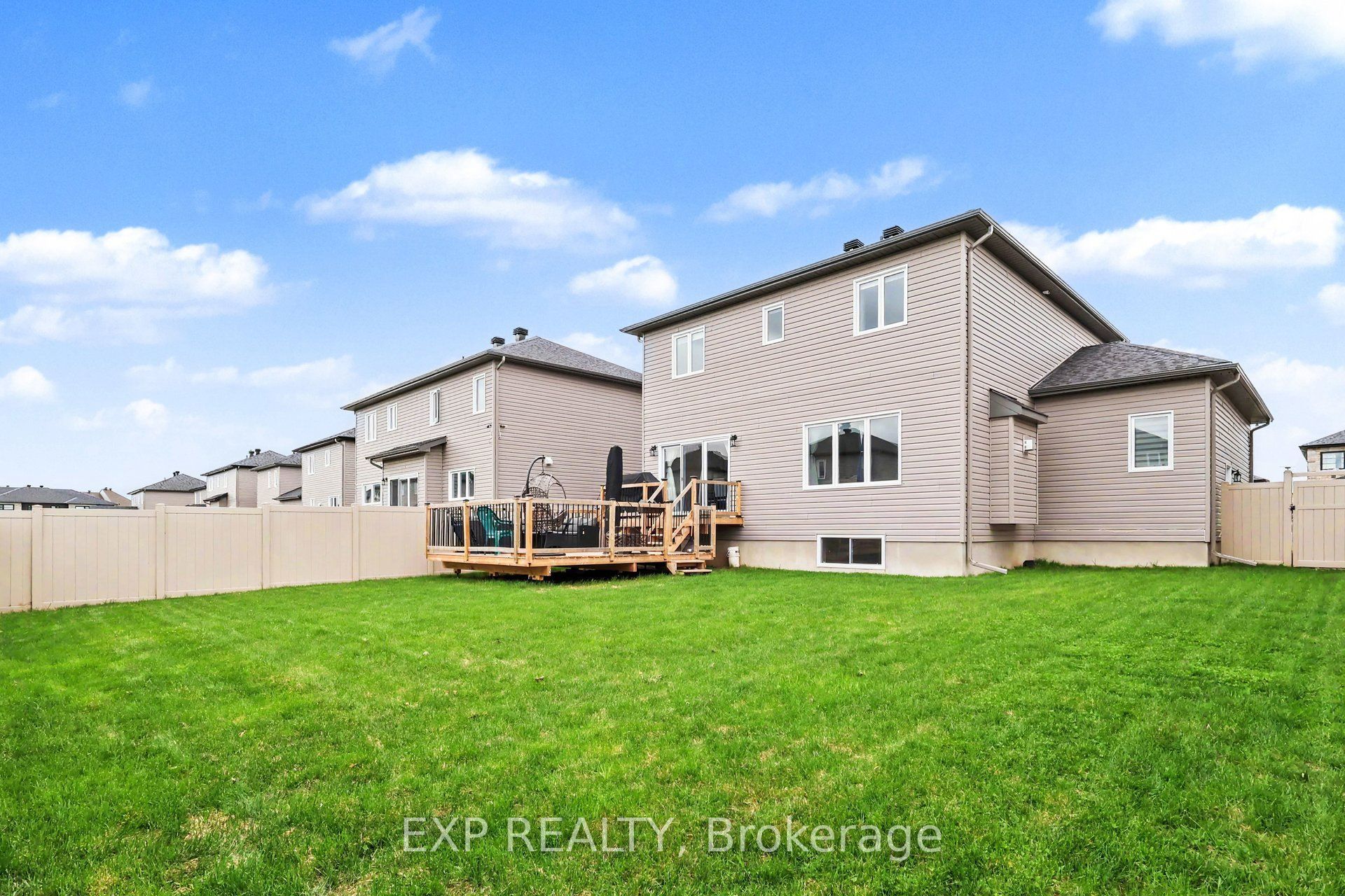 520 Lucent Street Property Photo 29