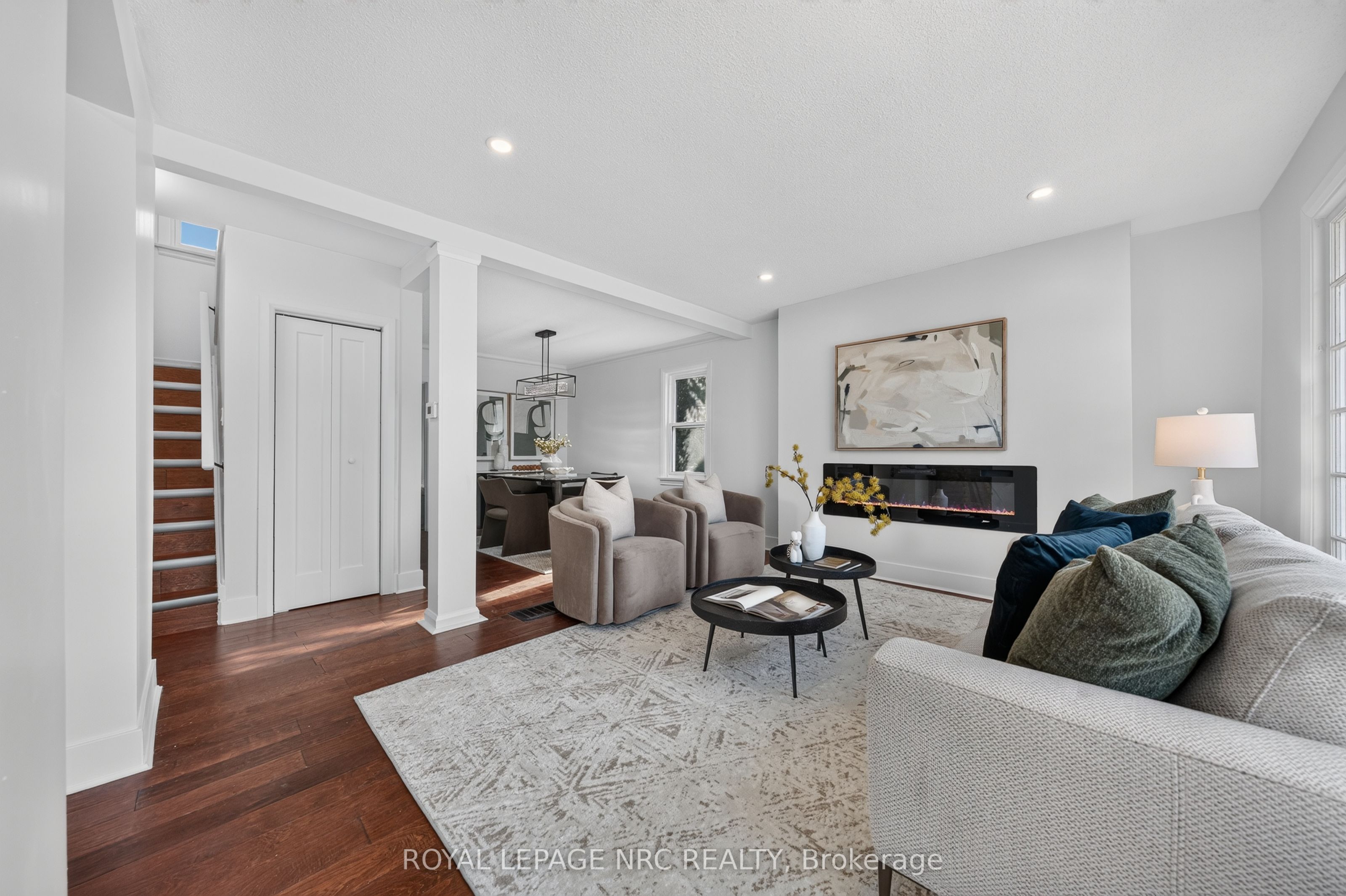 12 Admiral Road Property Photo 8