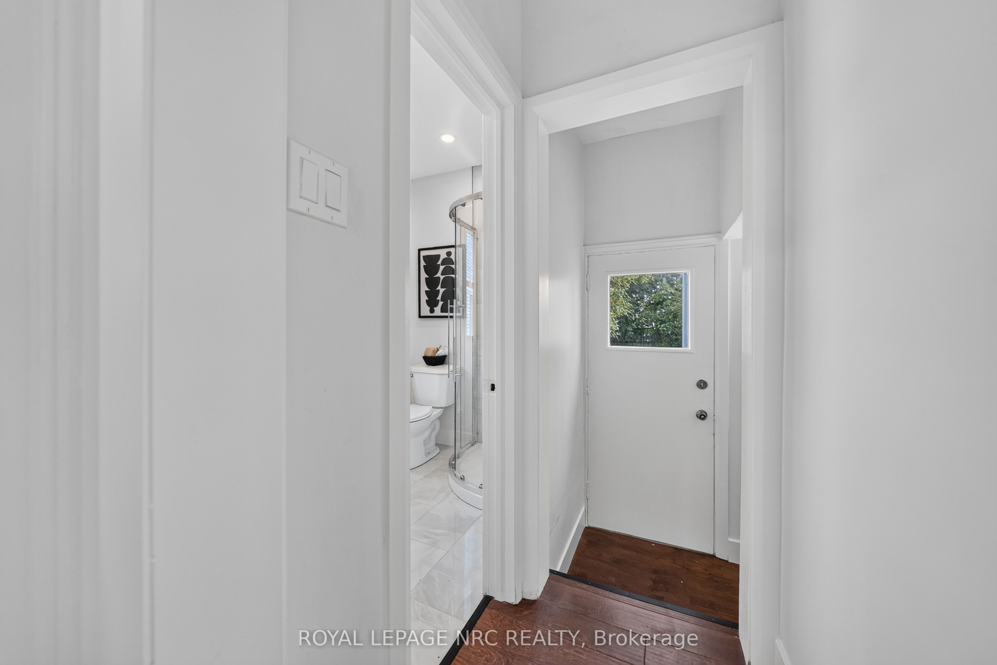 12 Admiral Road Property Photo 26
