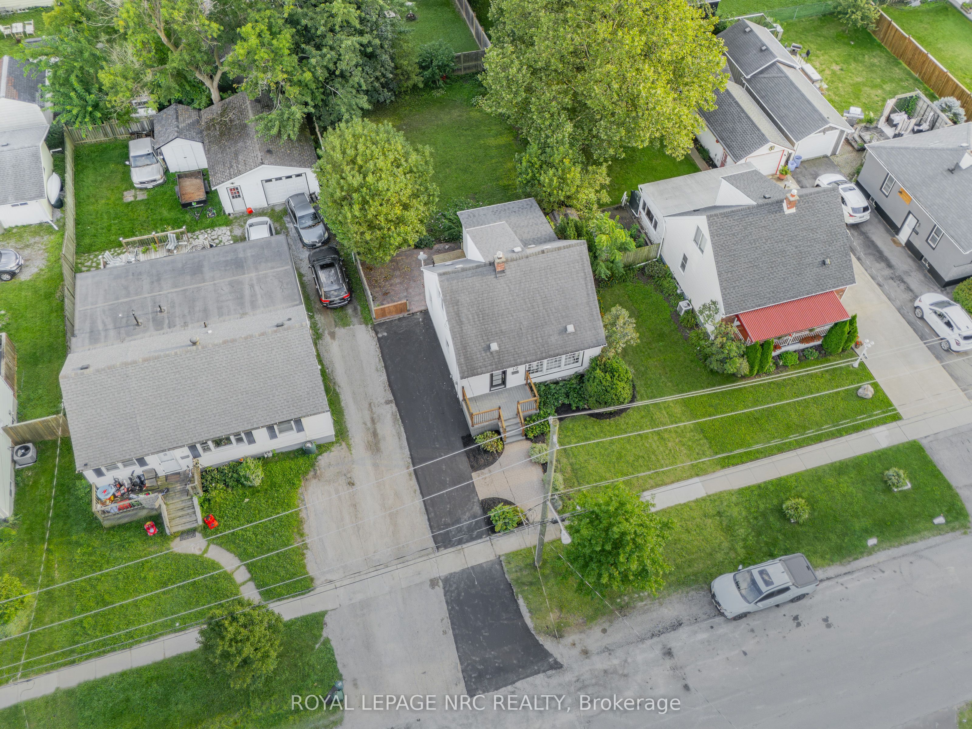 12 Admiral Road Property Photo 42