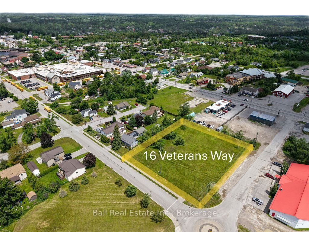 16 Veterans Way Property Photo 1